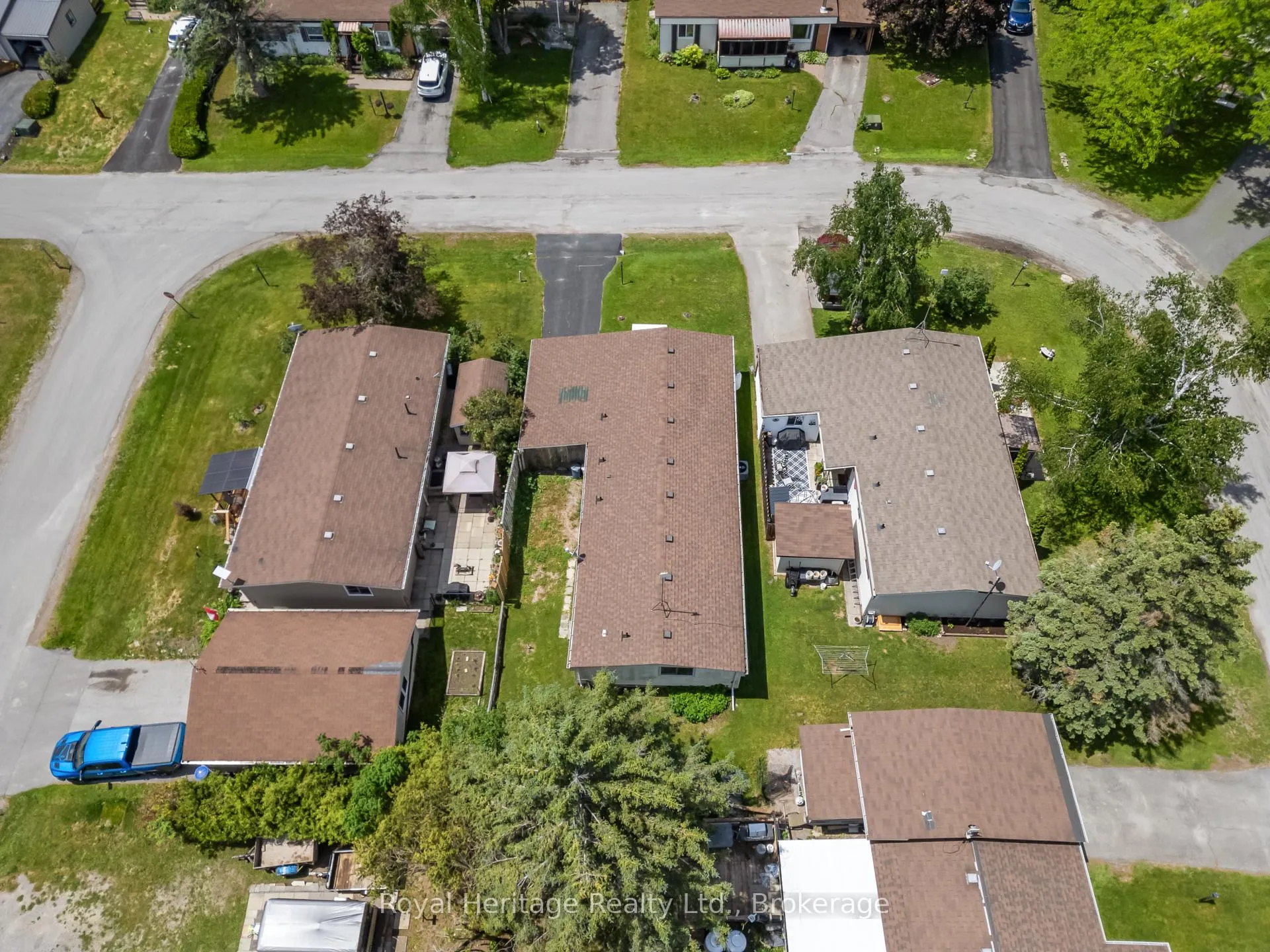 Photo 29 of 17 Circle Drive, Kawartha Lakes, Fenelon — HOMEH