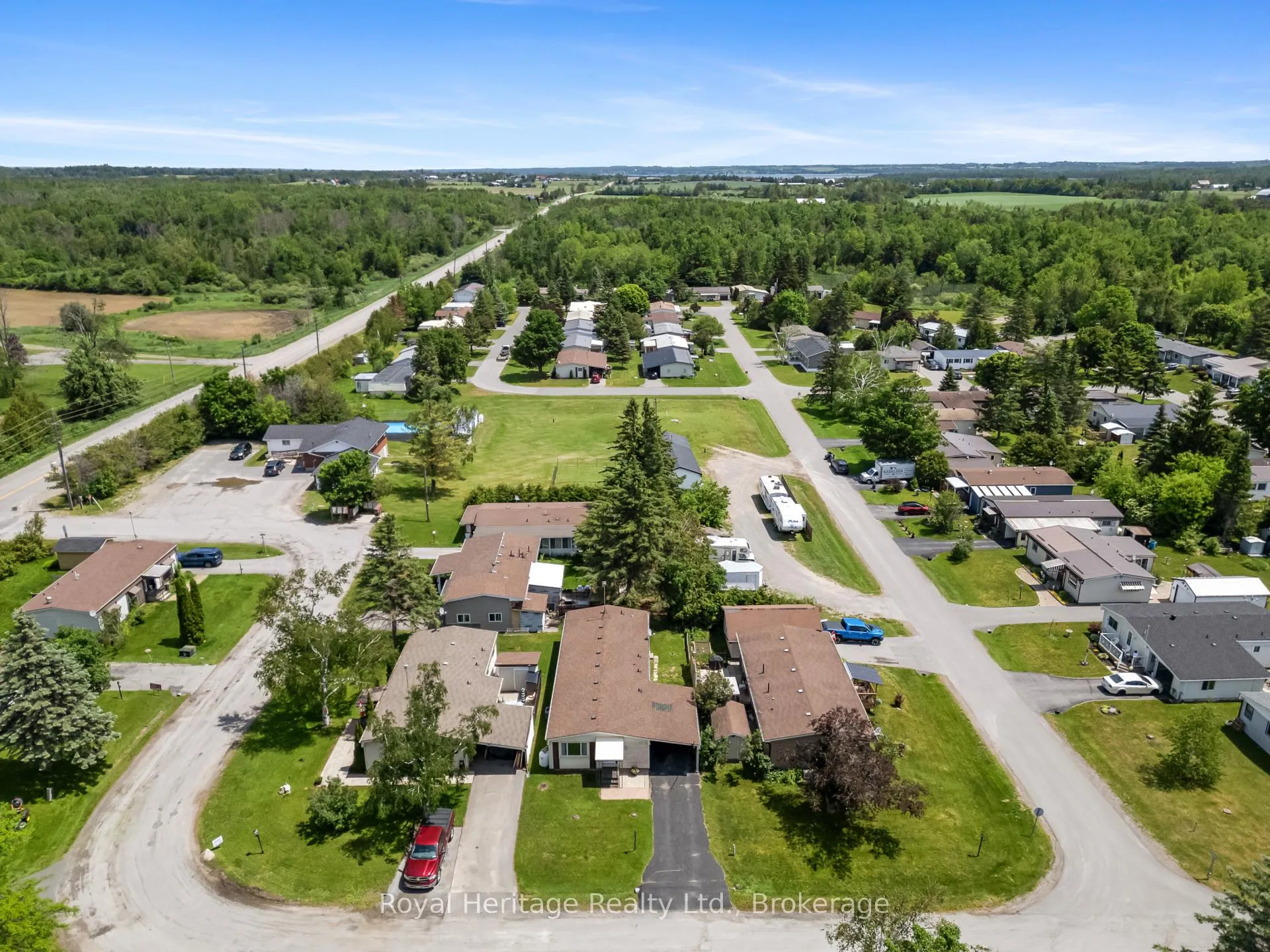 Photo 31 of 17 Circle Drive, Kawartha Lakes, Fenelon — HOMEH