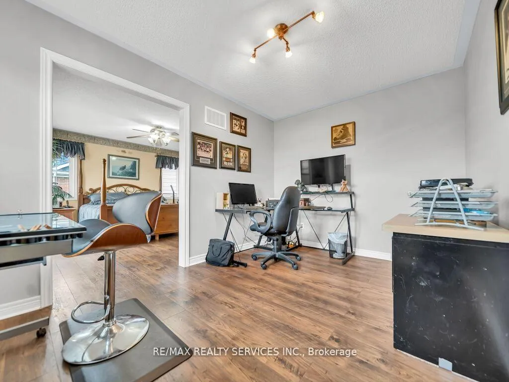 Photo 23 of 21 Filbert Way, Brampton, Fletcher's Meadow — HOMEH