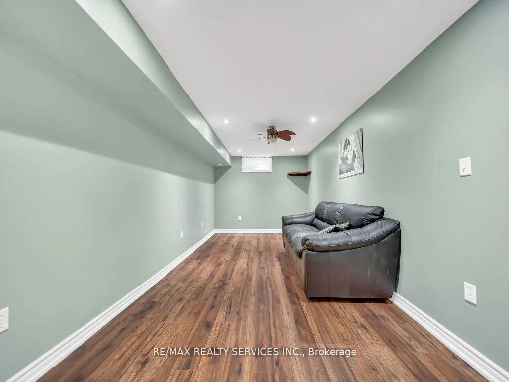 Photo 33 of 21 Filbert Way, Brampton, Fletcher's Meadow — HOMEH