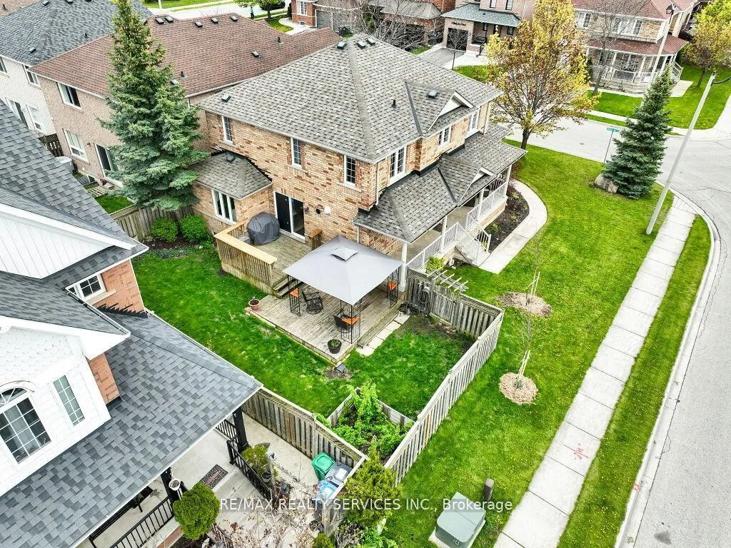 Photo 35 of 21 Filbert Way, Brampton, Fletcher's Meadow — HOMEH