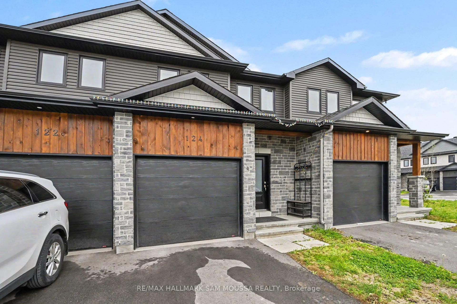 Front of 124 Dowdall Circle