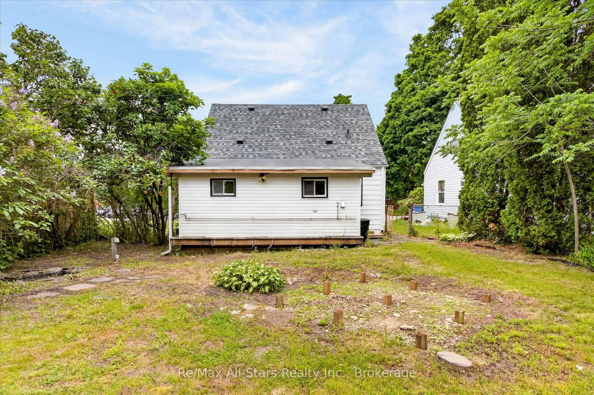 Photo 31 of 43 Melbourne Street E, Kawartha Lakes, Lindsay — HOMEH