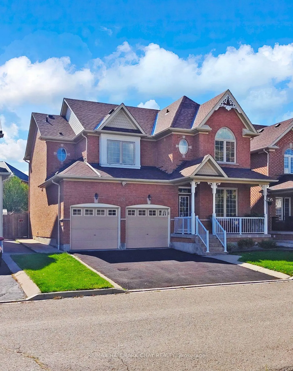 Photo 1 of 76 Cobblestone Court, Brampton, Sandringham-Wellington — HOMEH