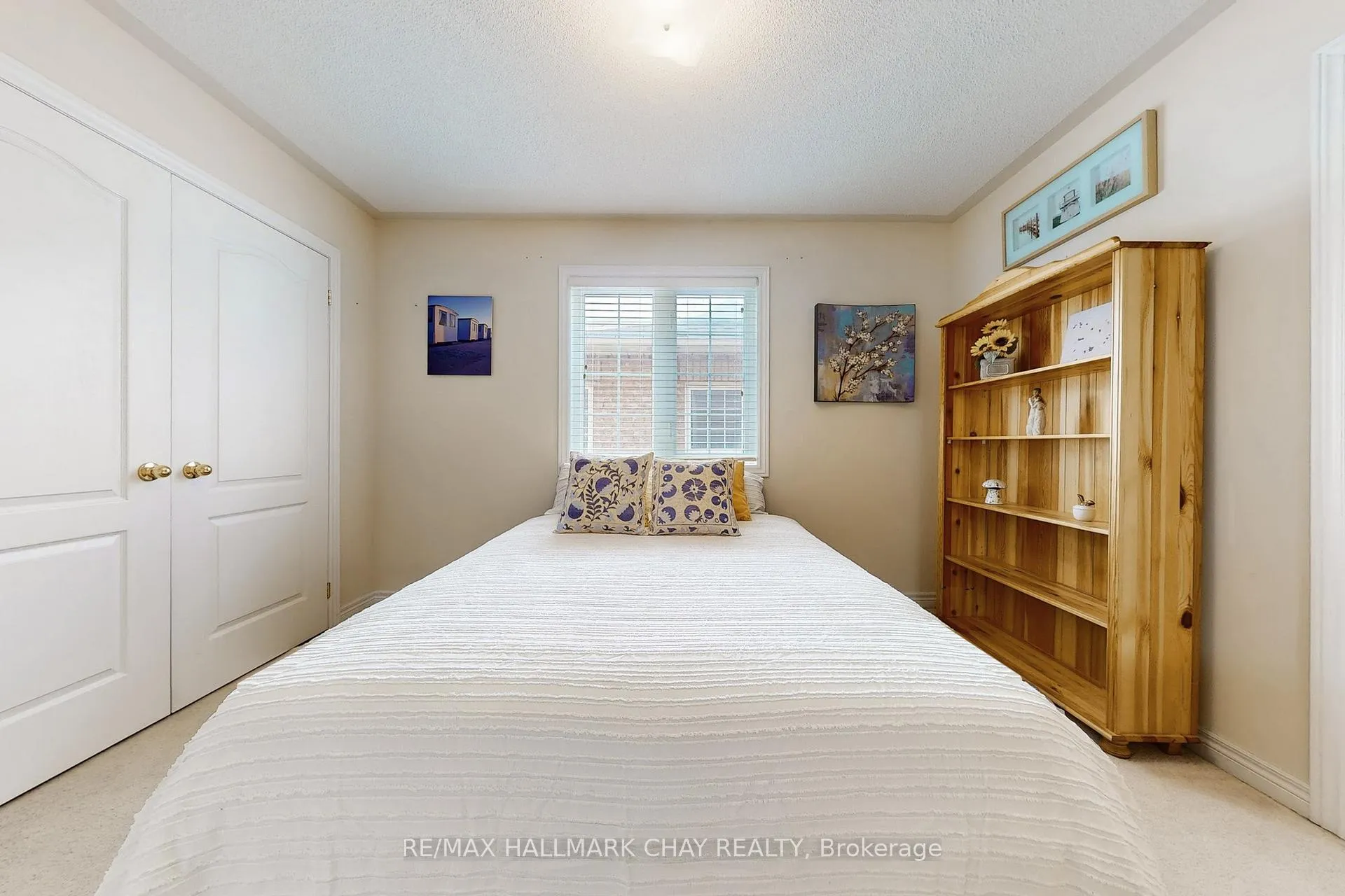 Photo 24 of 76 Cobblestone Court, Brampton, Sandringham-Wellington — HOMEH