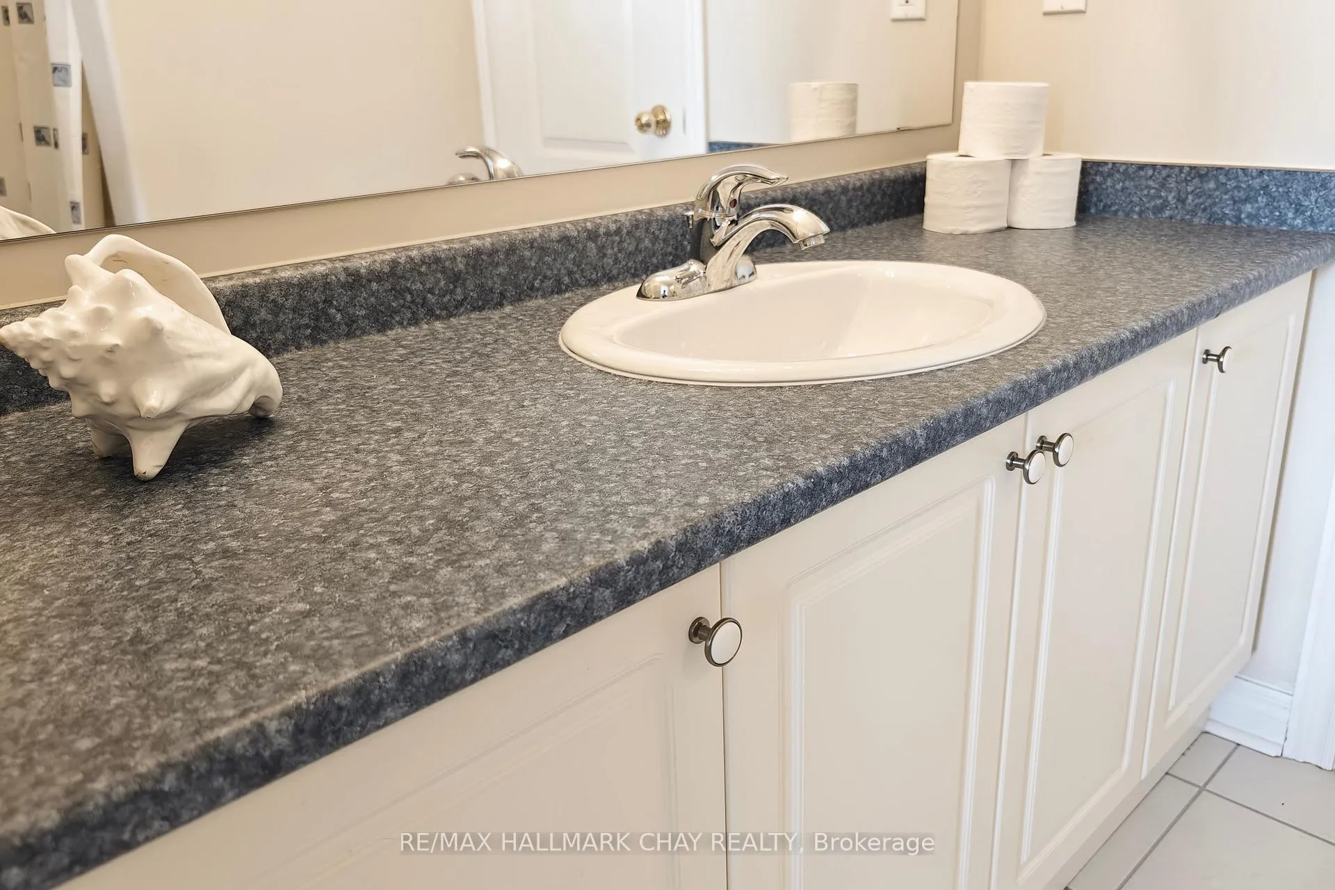 Photo 26 of 76 Cobblestone Court, Brampton, Sandringham-Wellington — HOMEH