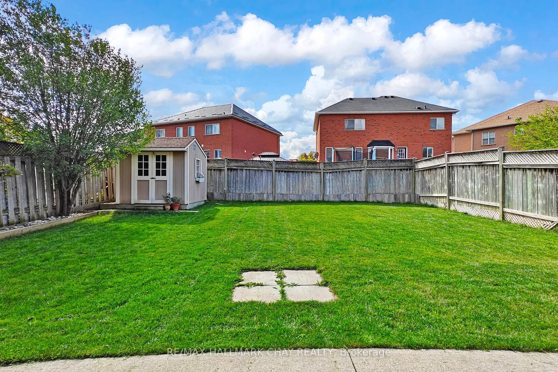 Photo 39 of 76 Cobblestone Court, Brampton, Sandringham-Wellington — HOMEH