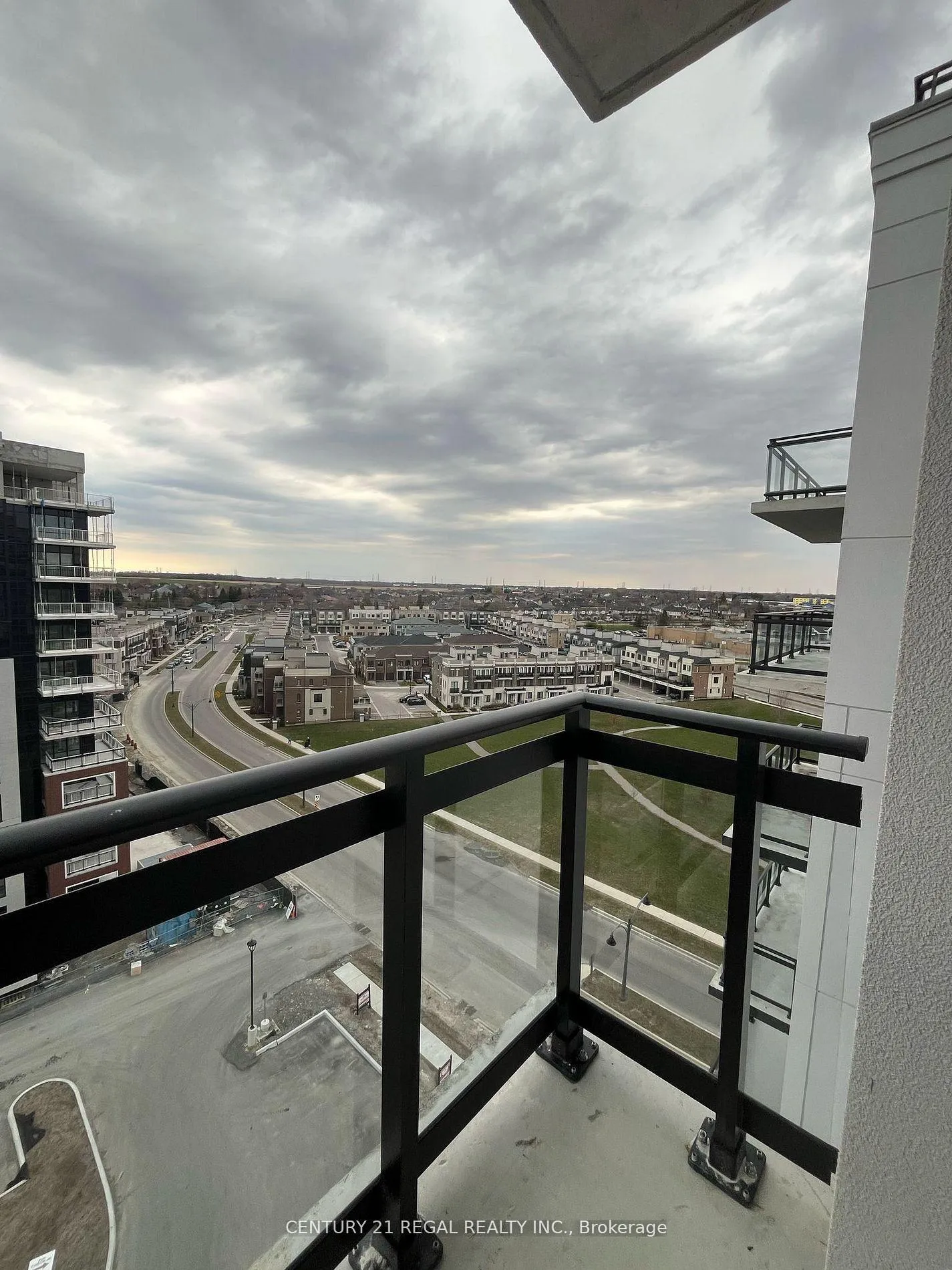 Photo 2 of Unit 1010, 55 Clarington Boulevard, Clarington, Bowmanville — HOMEH