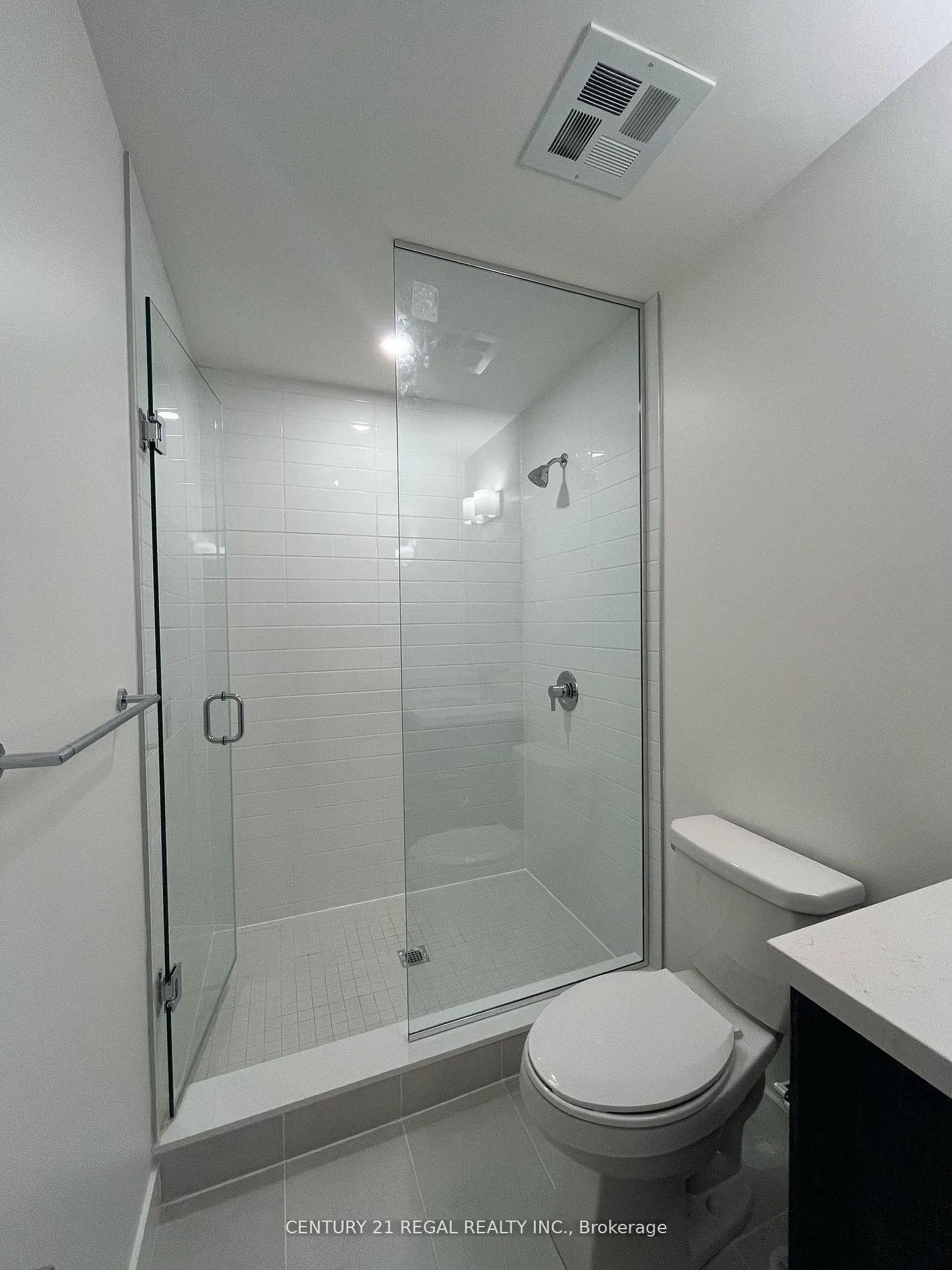 Photo 6 of Unit 1010, 55 Clarington Boulevard, Clarington, Bowmanville — HOMEH