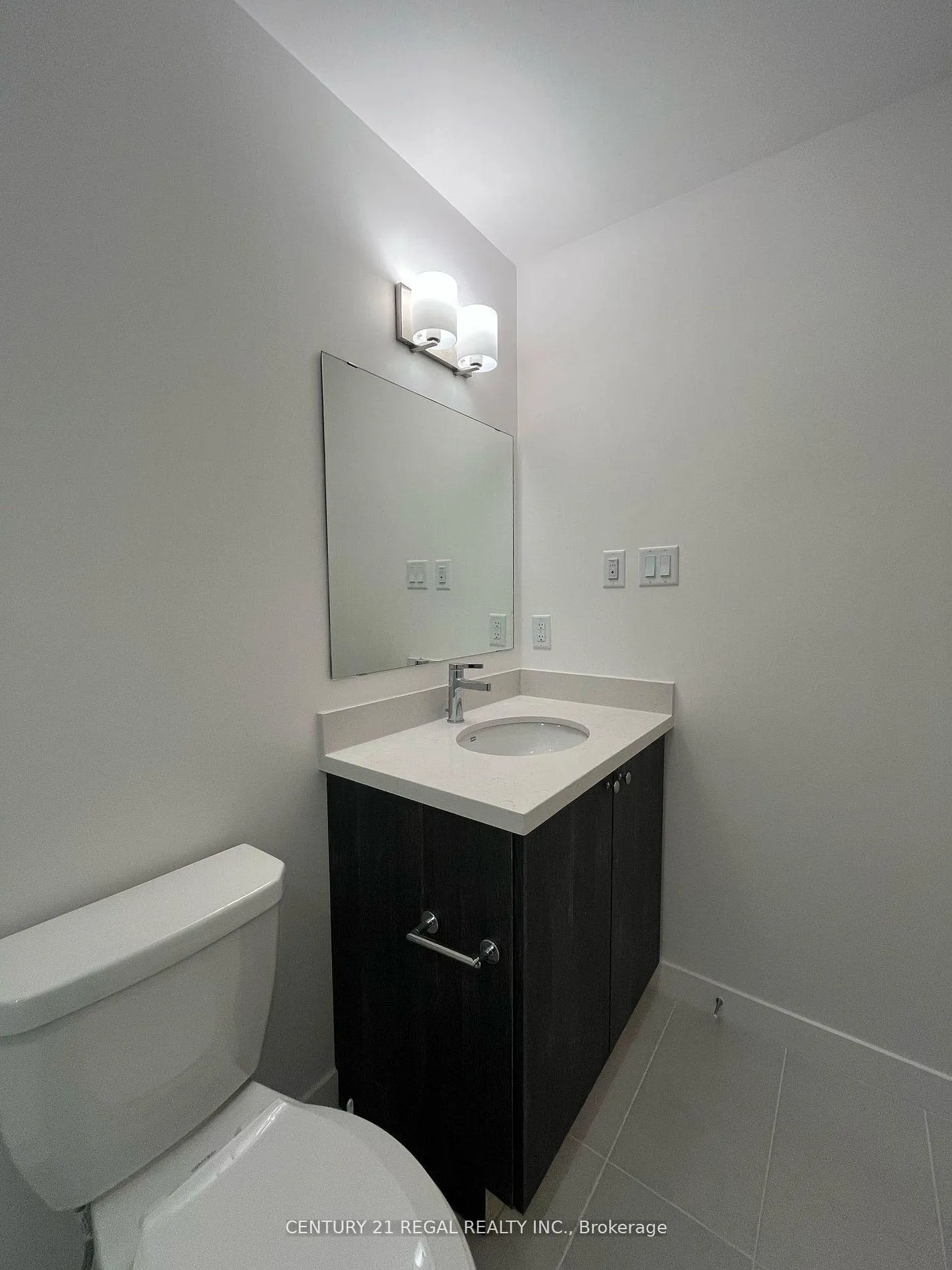 Photo 7 of Unit 1010, 55 Clarington Boulevard, Clarington, Bowmanville — HOMEH