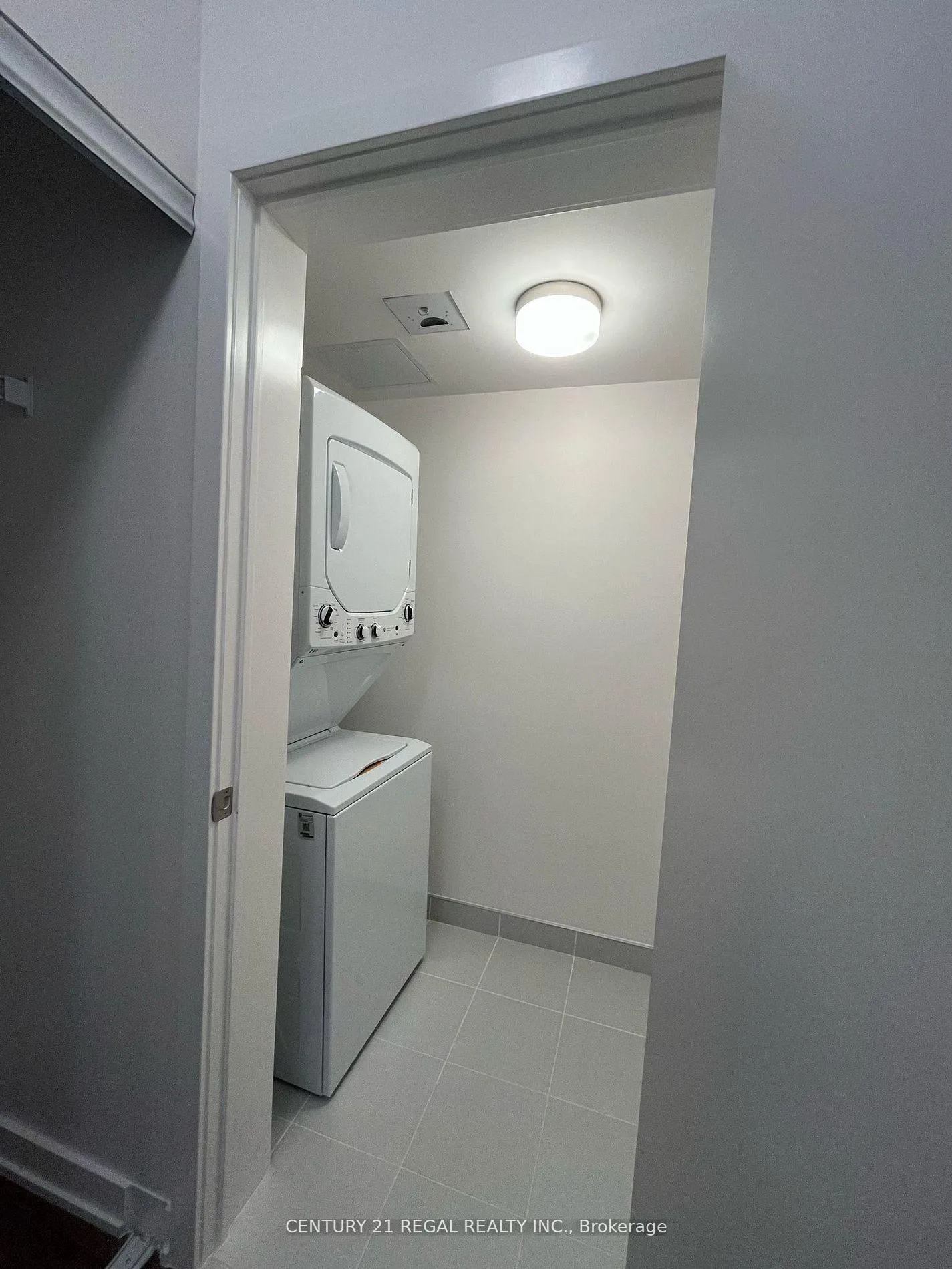 Photo 14 of Unit 1010, 55 Clarington Boulevard, Clarington, Bowmanville — HOMEH