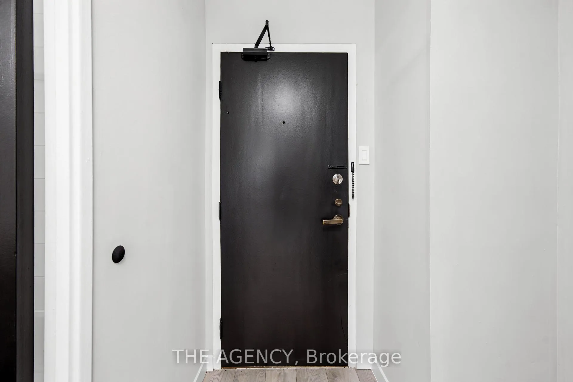 Photo 5 of Unit 520A, 2350 Dundas Street W, Toronto, High Park North — HOMEH