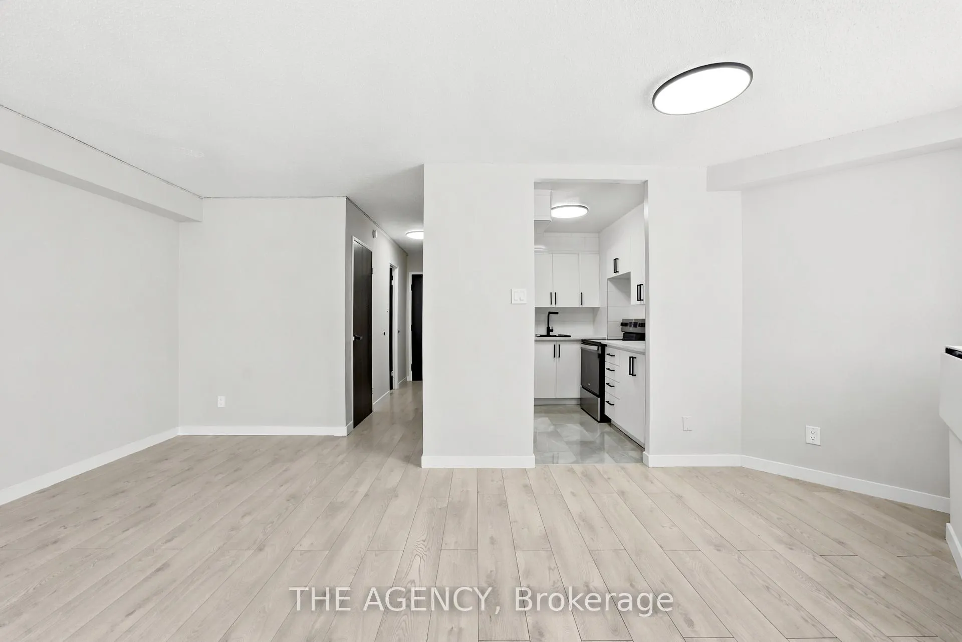 Photo 7 of Unit 520A, 2350 Dundas Street W, Toronto, High Park North — HOMEH