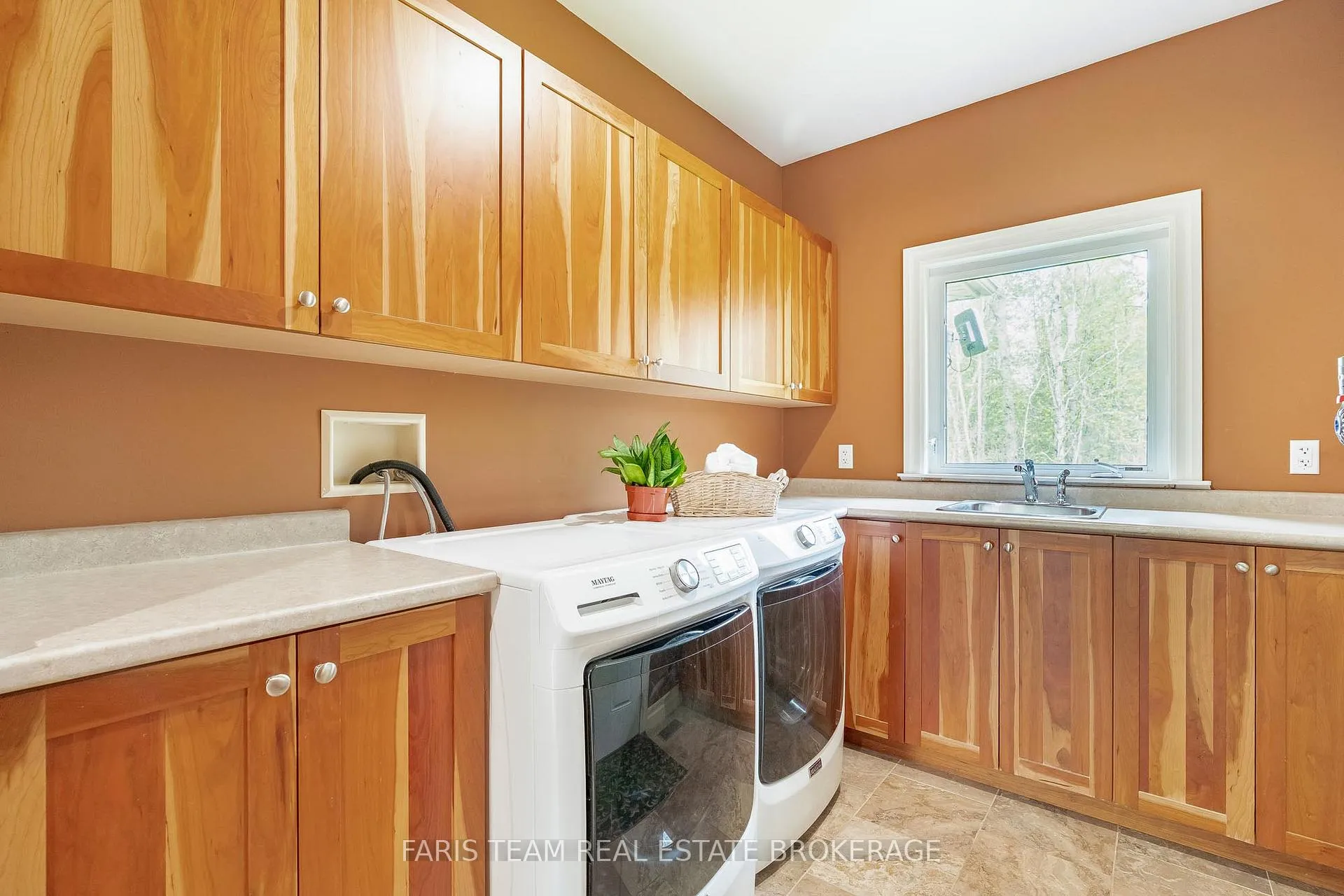 Photo 26 of 470 Baseline Road S, Tiny, Rural Tiny — HOMEH