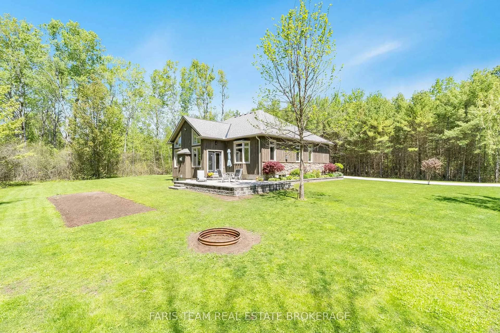 Photo 42 of 470 Baseline Road S, Tiny, Rural Tiny — HOMEH