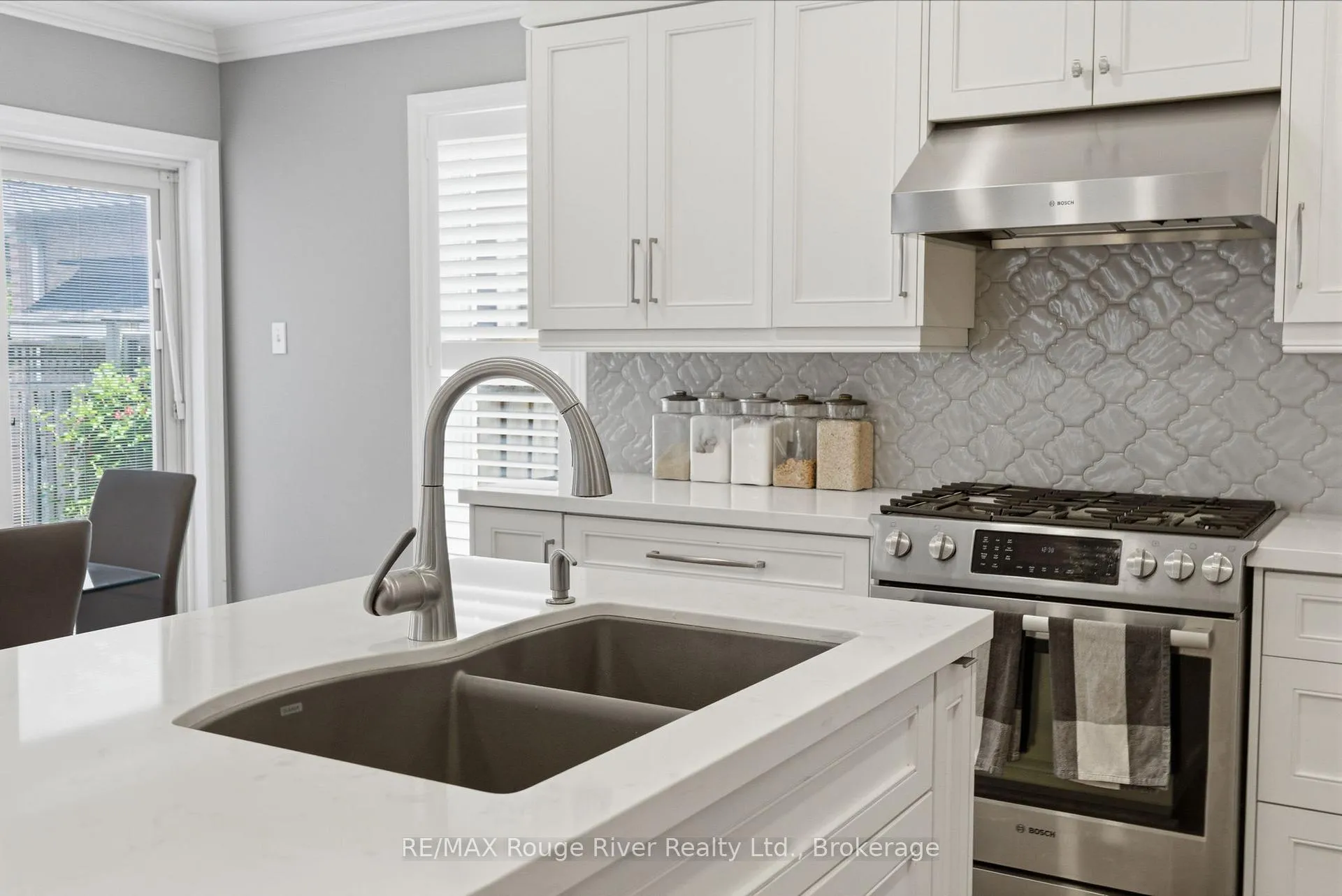 Photo 8 of 18 Bugelli Drive, Whitby, Taunton North — HOMEH