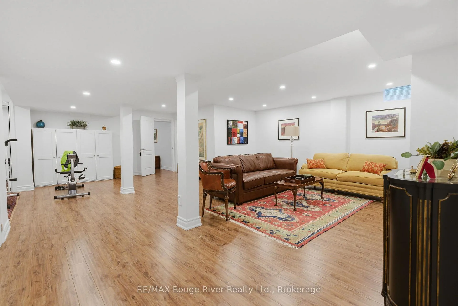 Photo 34 of 18 Bugelli Drive, Whitby, Taunton North — HOMEH