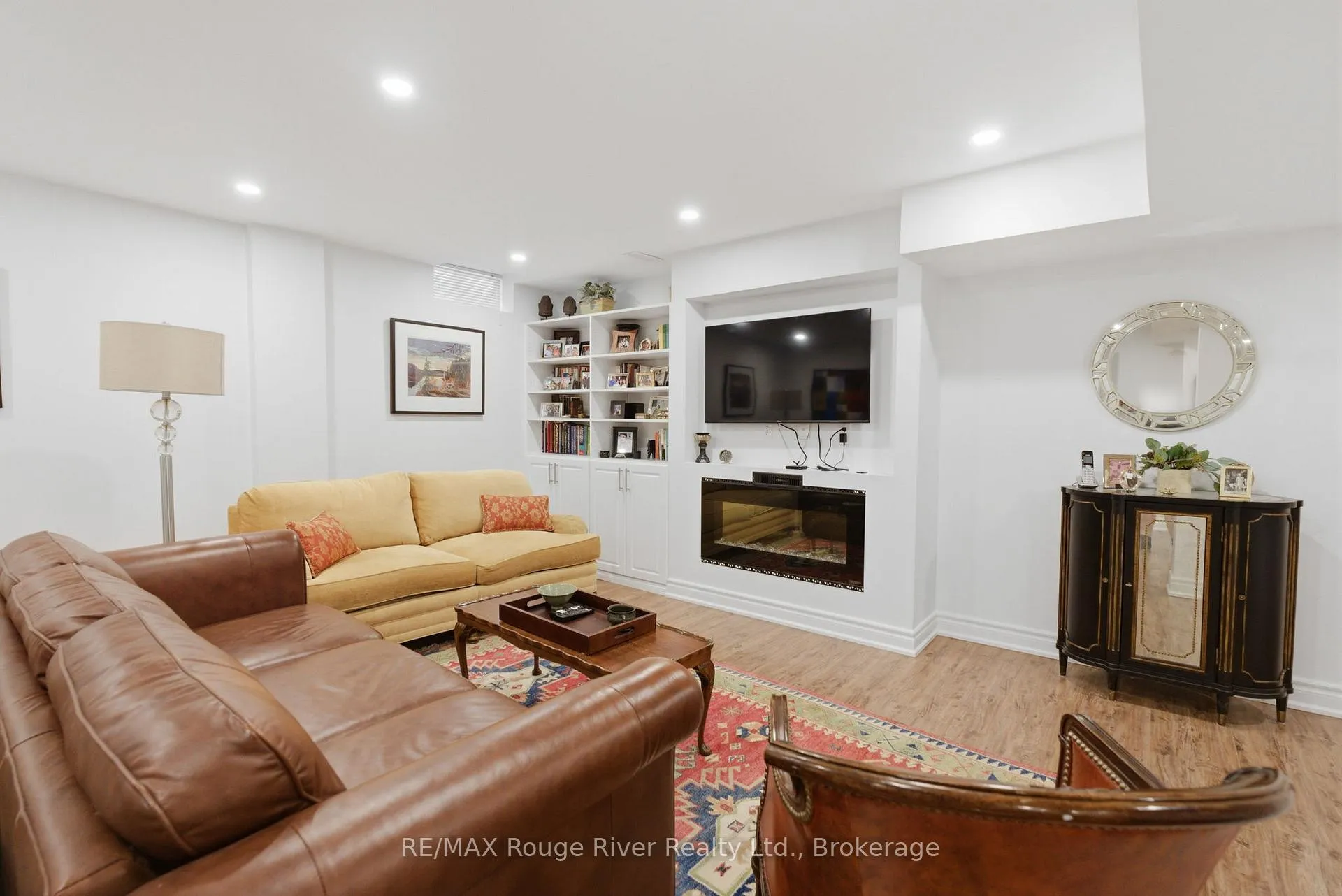 Photo 35 of 18 Bugelli Drive, Whitby, Taunton North — HOMEH