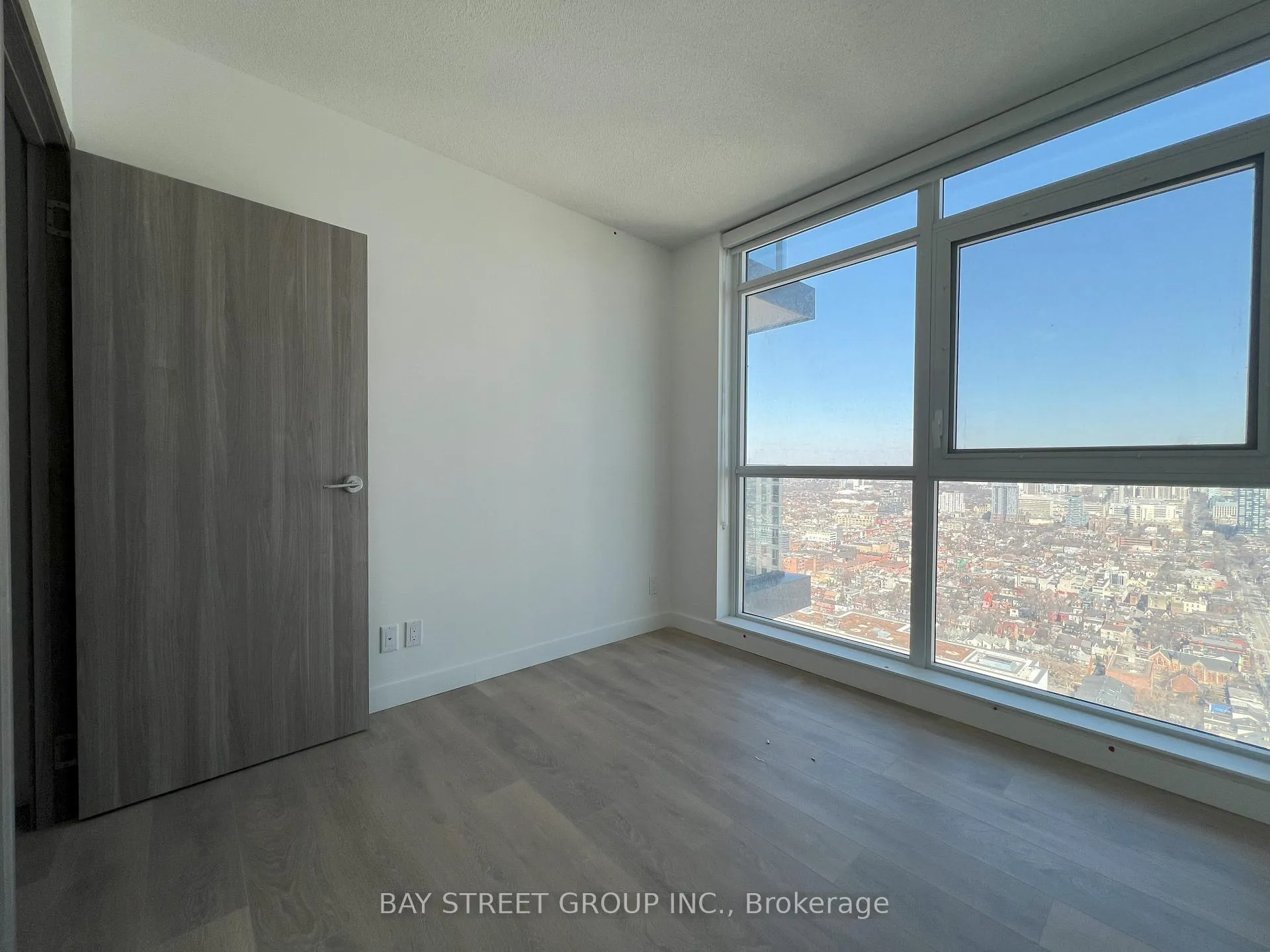 Photo 8 of Unit 4601, 38 Widmer St, Toronto, Waterfront Communities — HOMEH