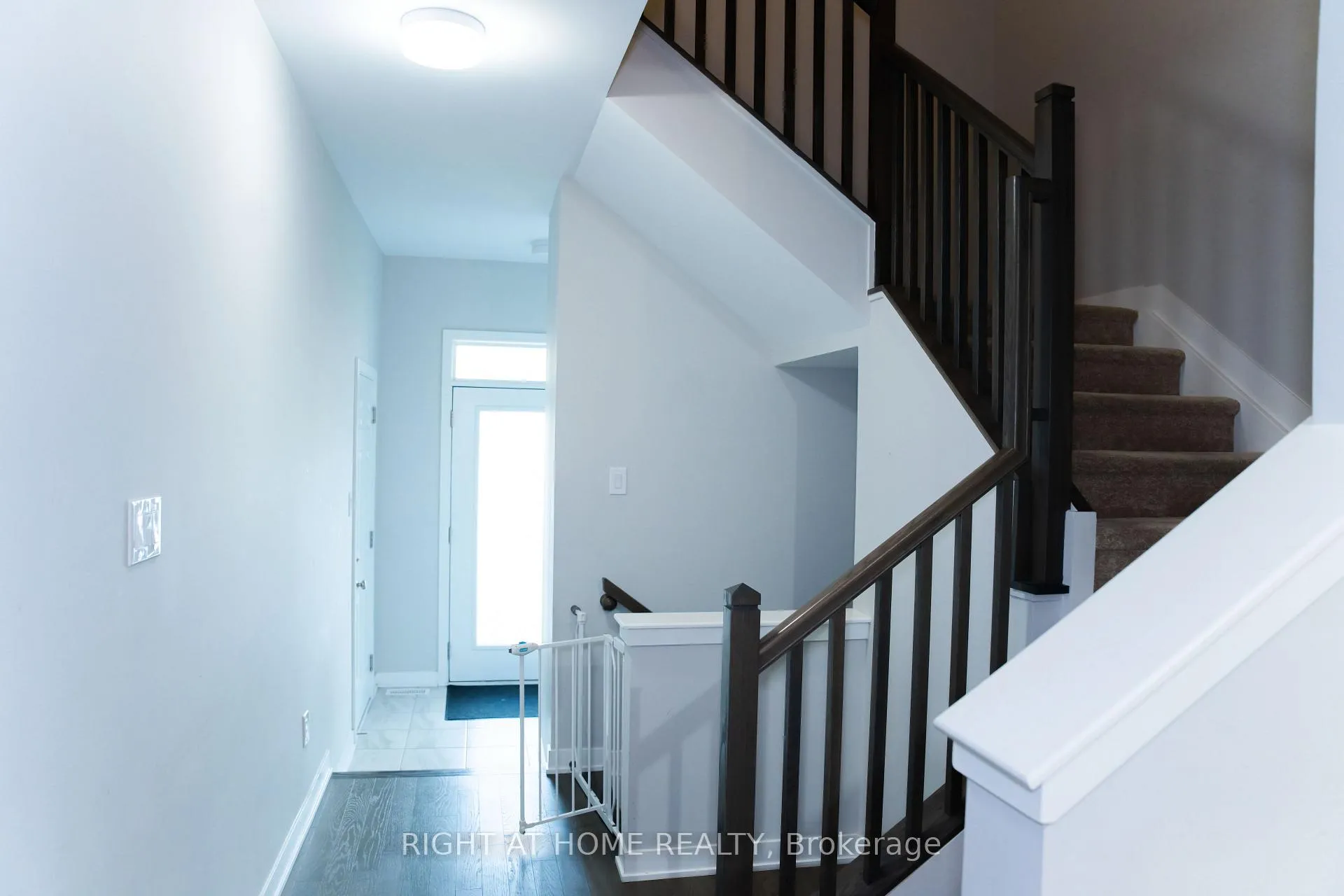 Photo 3 of 76 Kindred Row, Ottawa, Stittsville (North) — HOMEH