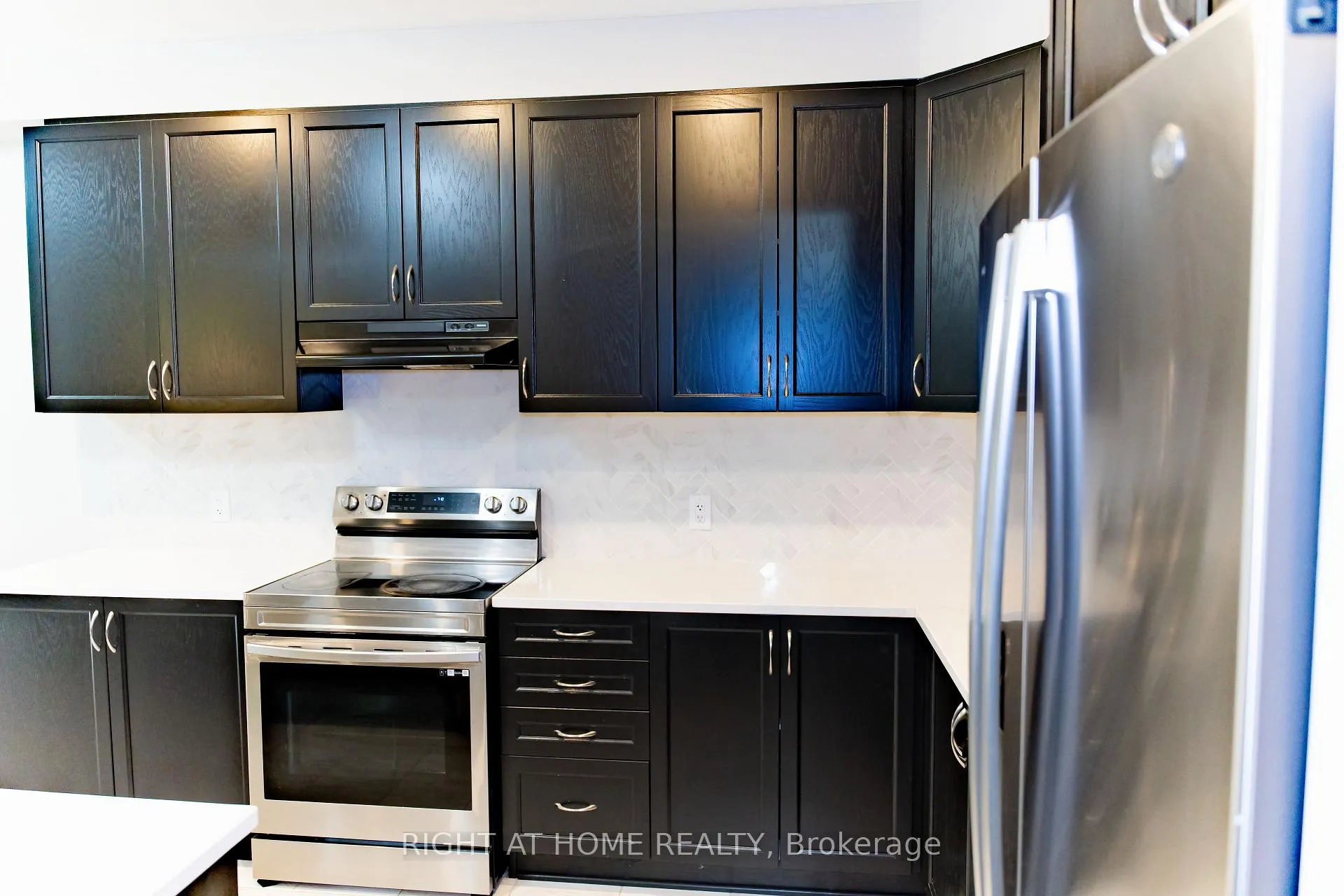 Photo 33 of 76 Kindred Row, Ottawa, Stittsville (North) — HOMEH