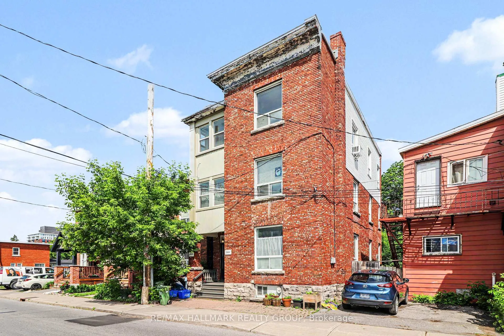 Photo 1 of Unit 3, 1071 Gladstone Avenue, Ottawa, Hintonburg — HOMEH