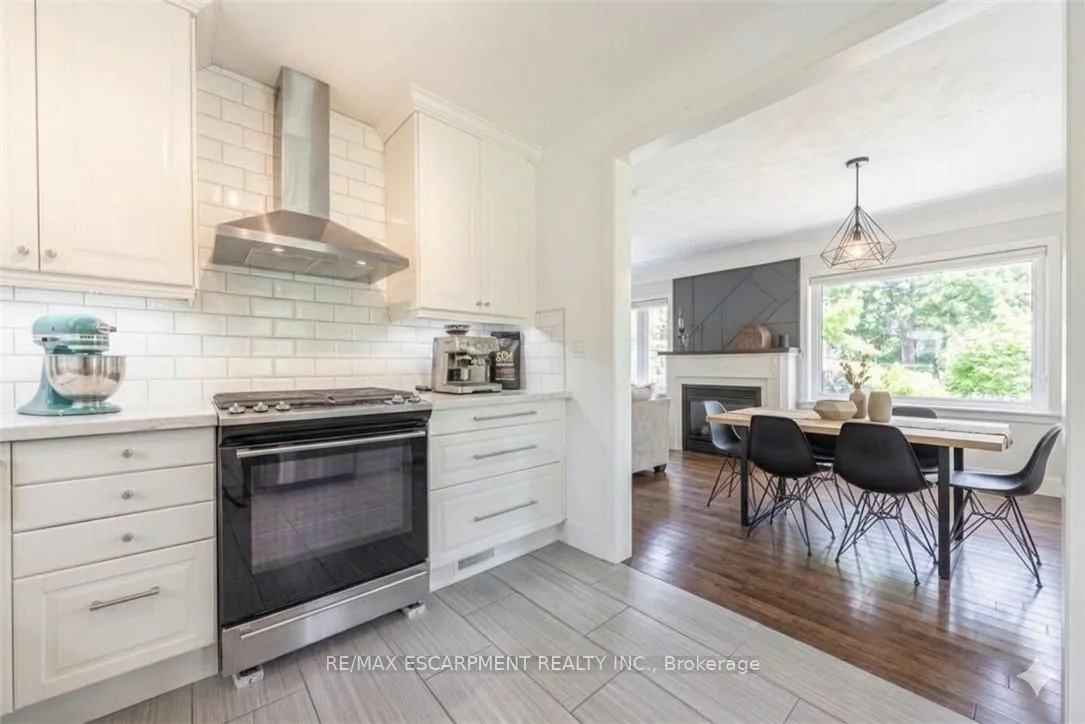 Photo 13 of 930 West 5th Street, Hamilton, Gourley — HOMEH