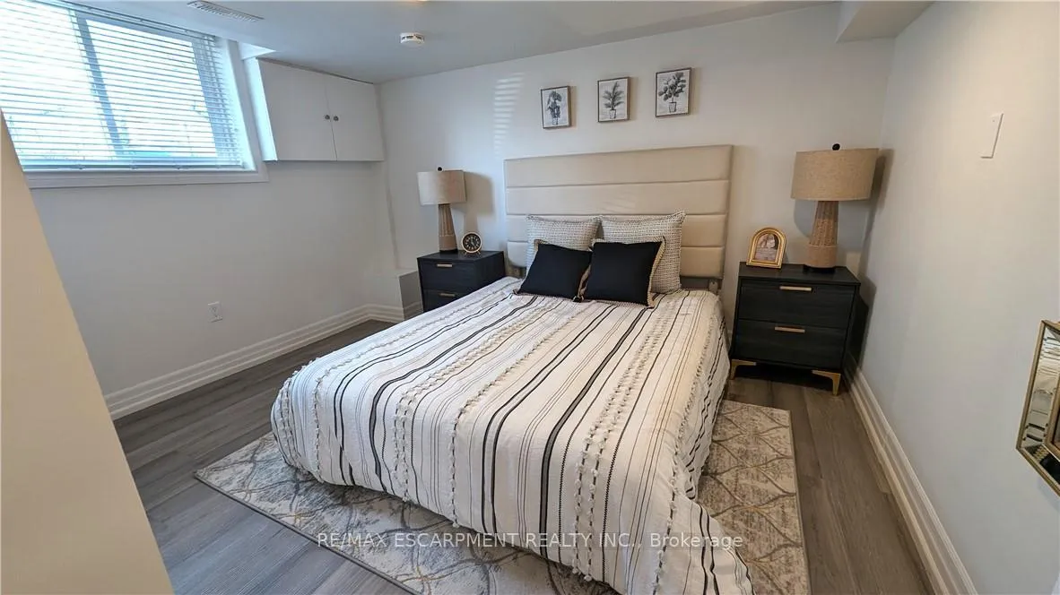 Photo 25 of 930 West 5th Street, Hamilton, Gourley — HOMEH
