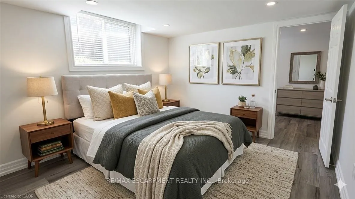 Photo 26 of 930 West 5th Street, Hamilton, Gourley — HOMEH