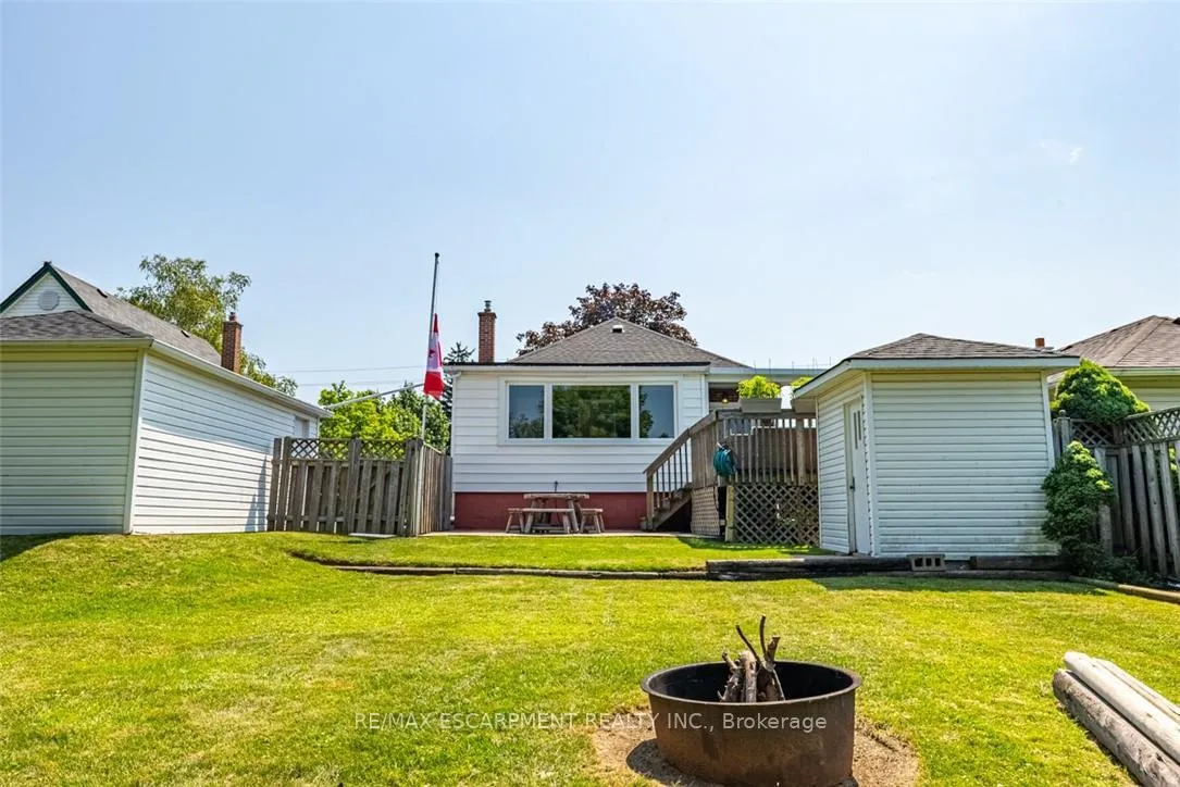 Photo 30 of 930 West 5th Street, Hamilton, Gourley — HOMEH