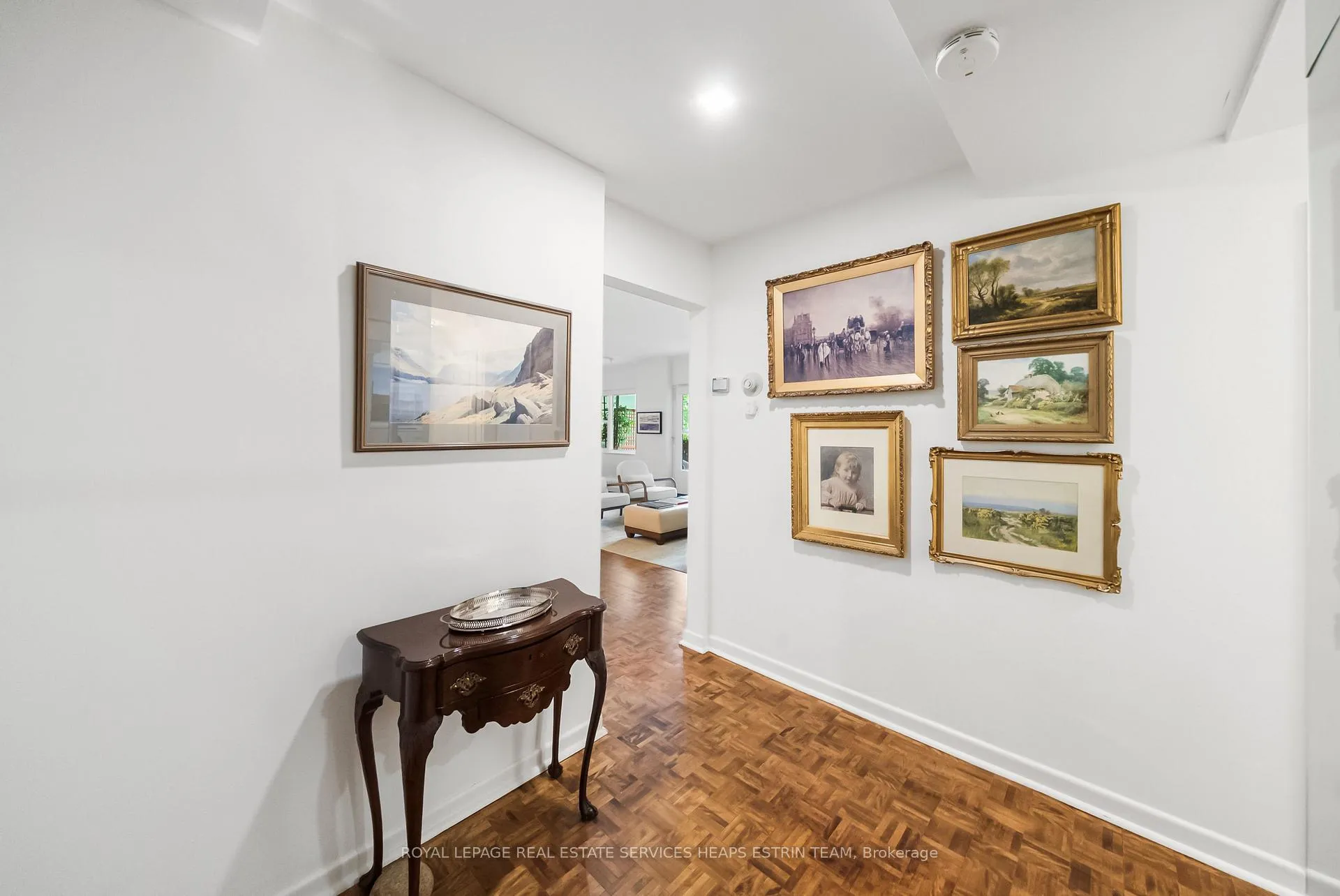 Photo 4 of Unit 442, 21 Dale Avenue, Toronto, Rosedale-Moore Park — HOMEH