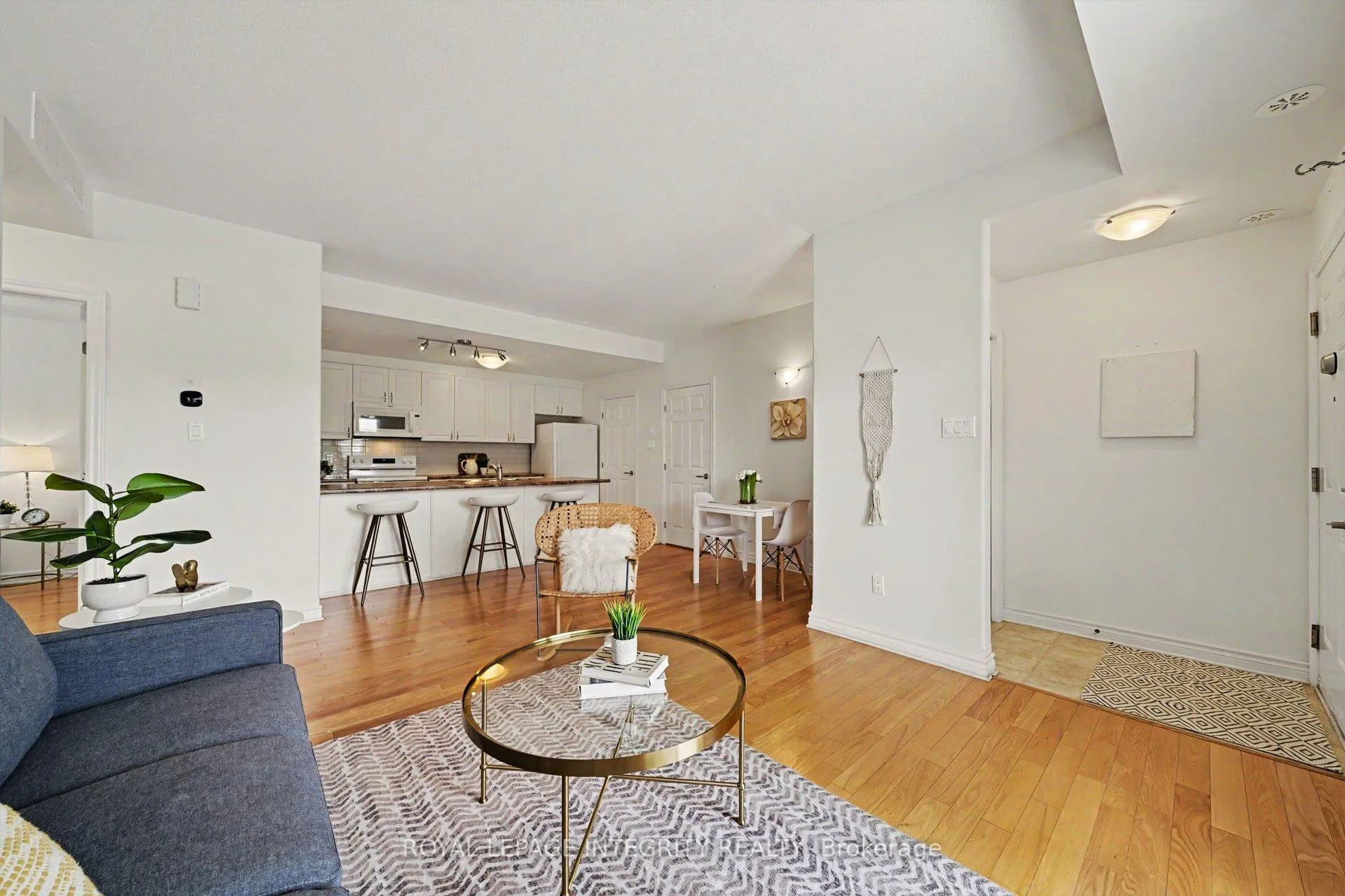 Photo 4 of Unit I, 139 Harthill Way, Ottawa, Barrhaven - Heritage Park — HOMEH