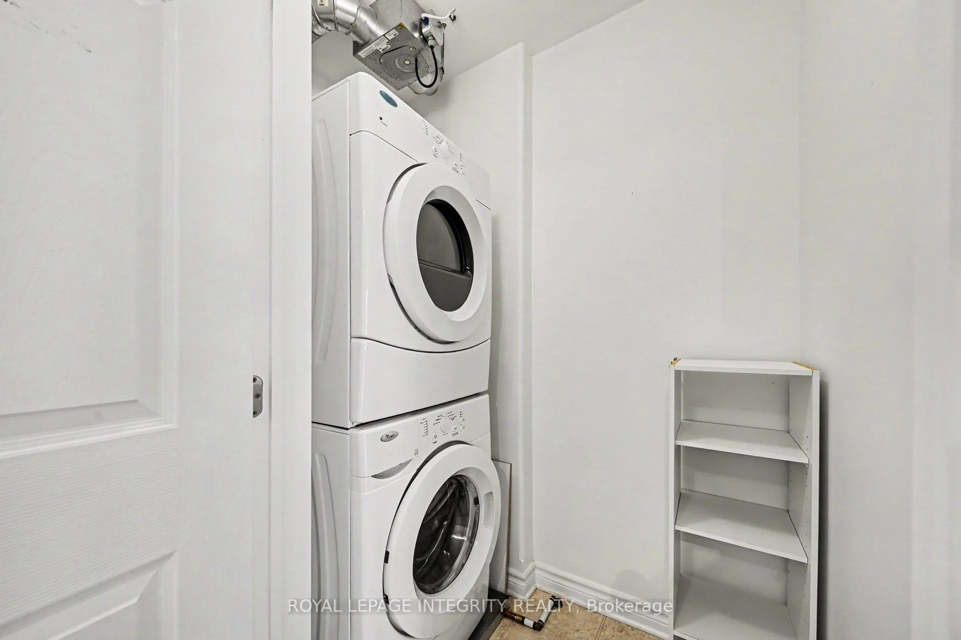 Photo 17 of Unit I, 139 Harthill Way, Ottawa, Barrhaven - Heritage Park — HOMEH
