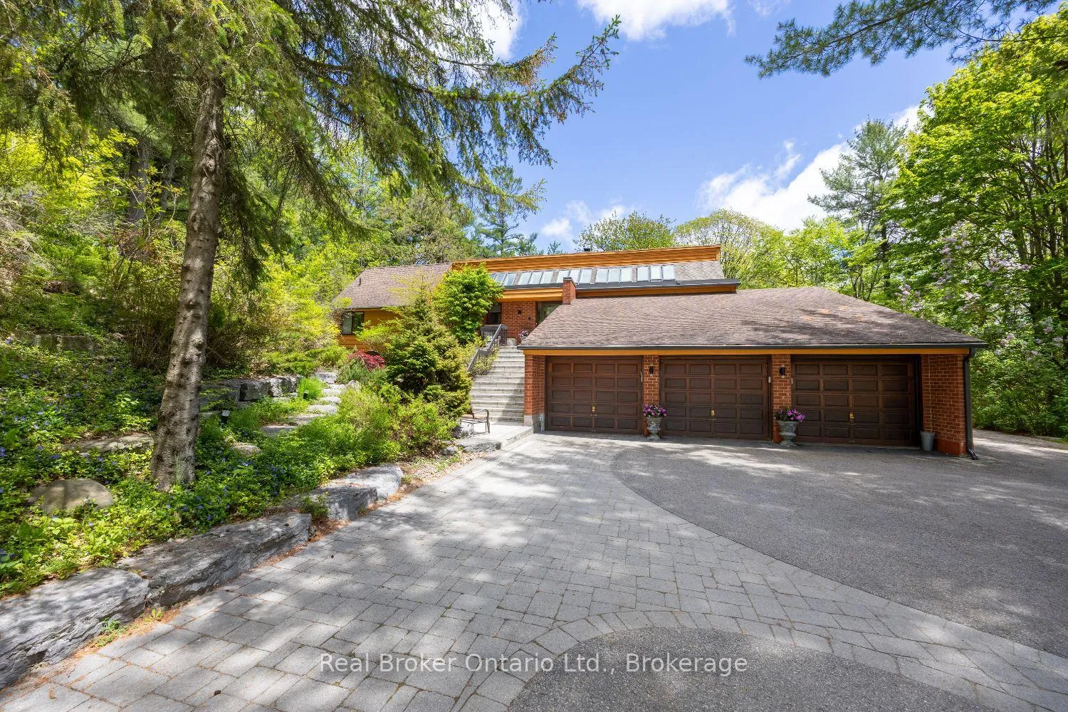 Photo 2 of 5 Sumac Road, Clarington, Rural Clarington — HOMEH