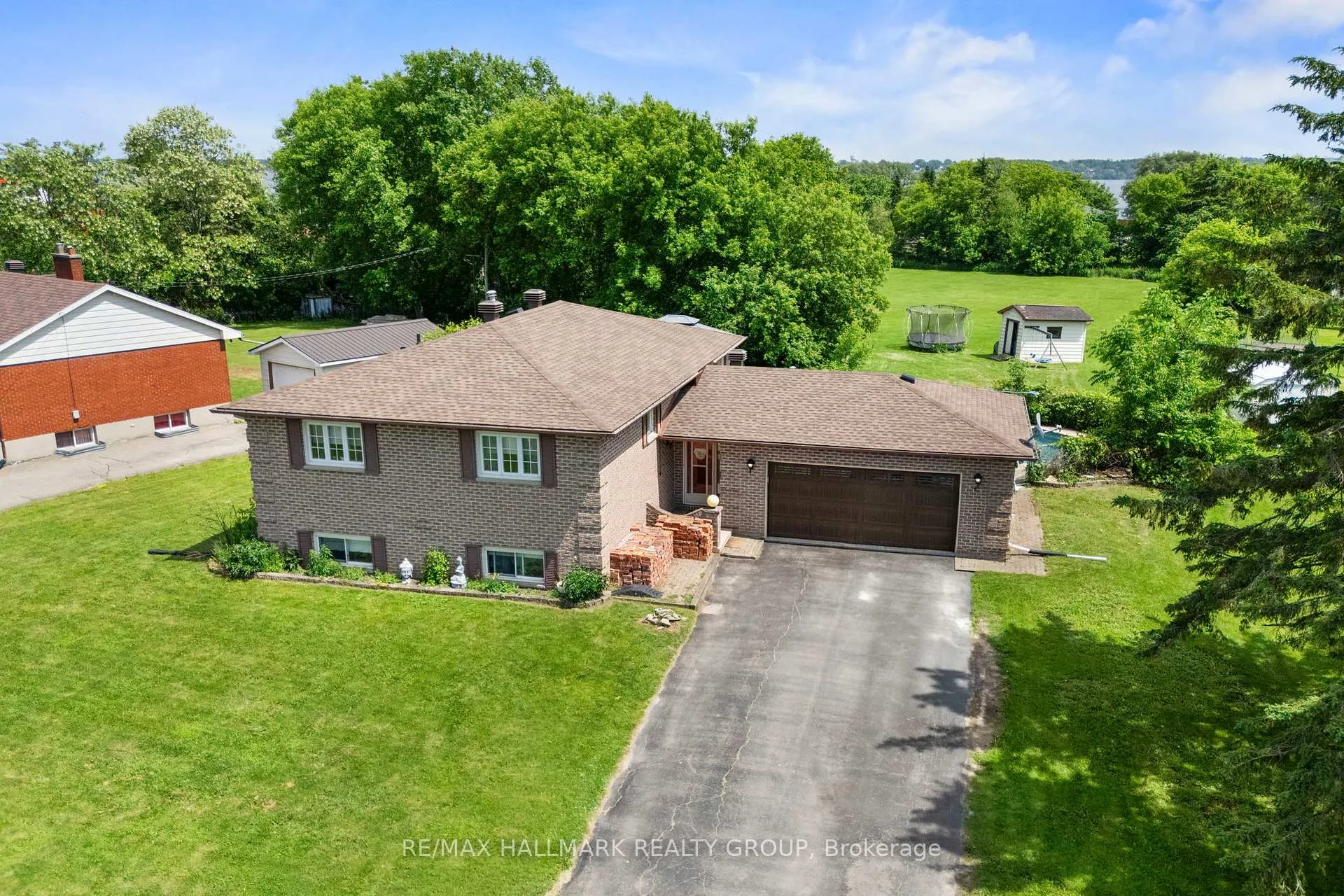 Photo 1 of 17 Sunnymede Avenue, Champlain, Champlain Twp — HOMEH