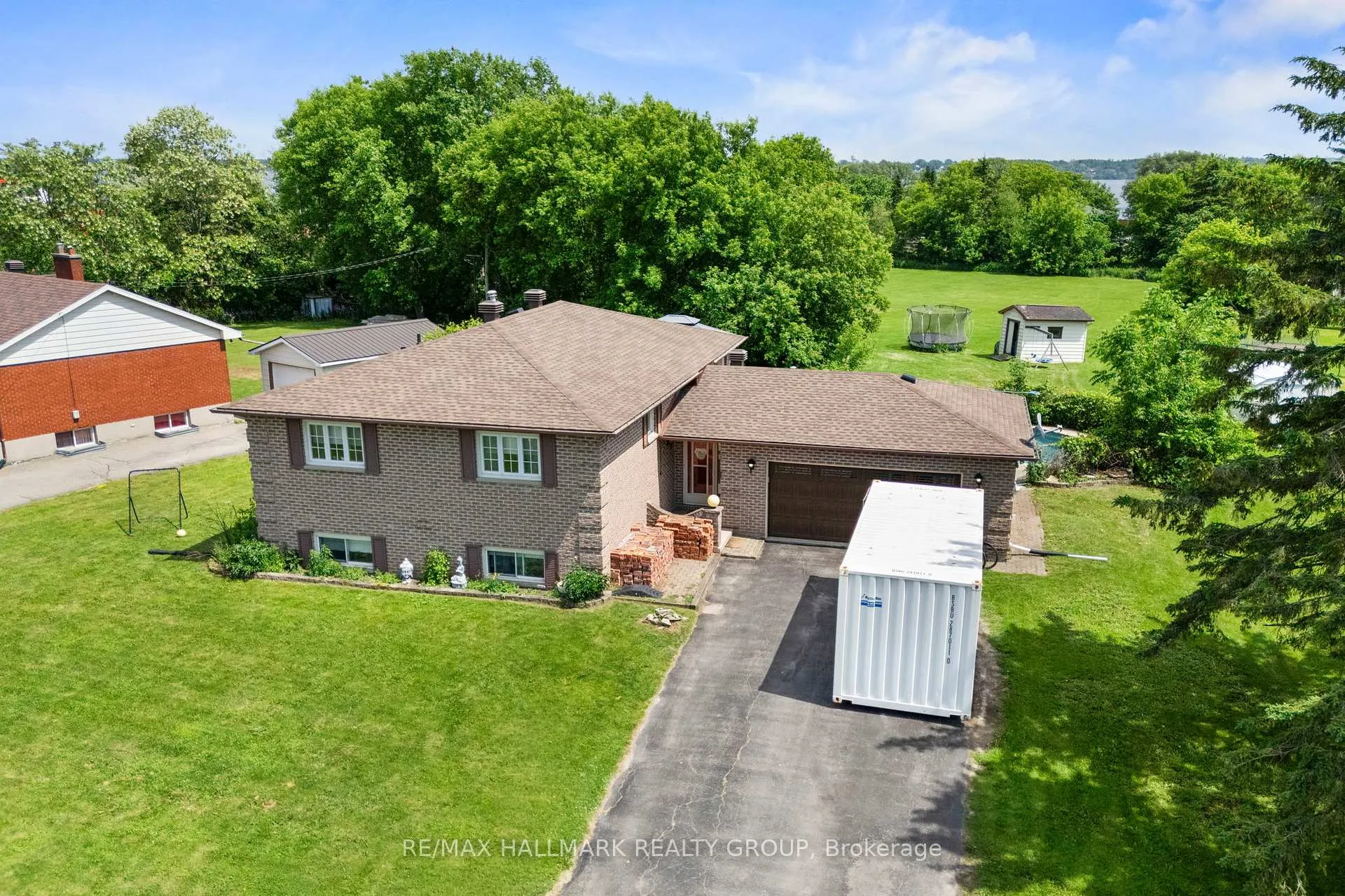 Photo 2 of 17 Sunnymede Avenue, Champlain, Champlain Twp — HOMEH