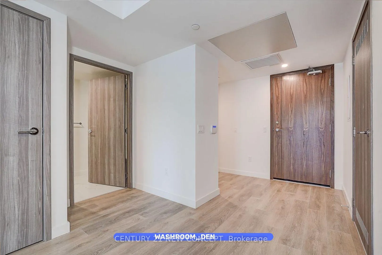 Photo 11 of Unit 936, 1 Concord Cityplace Way, Toronto, Waterfront Communities — HOMEH