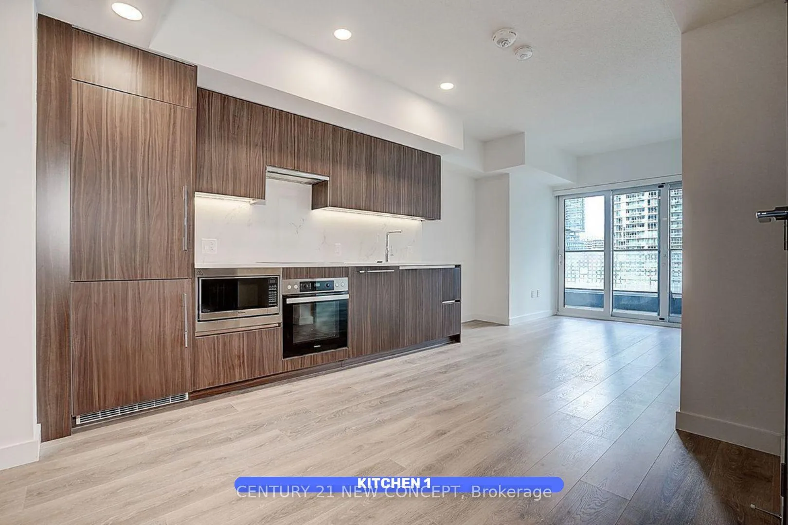 Photo 14 of Unit 936, 1 Concord Cityplace Way, Toronto, Waterfront Communities — HOMEH