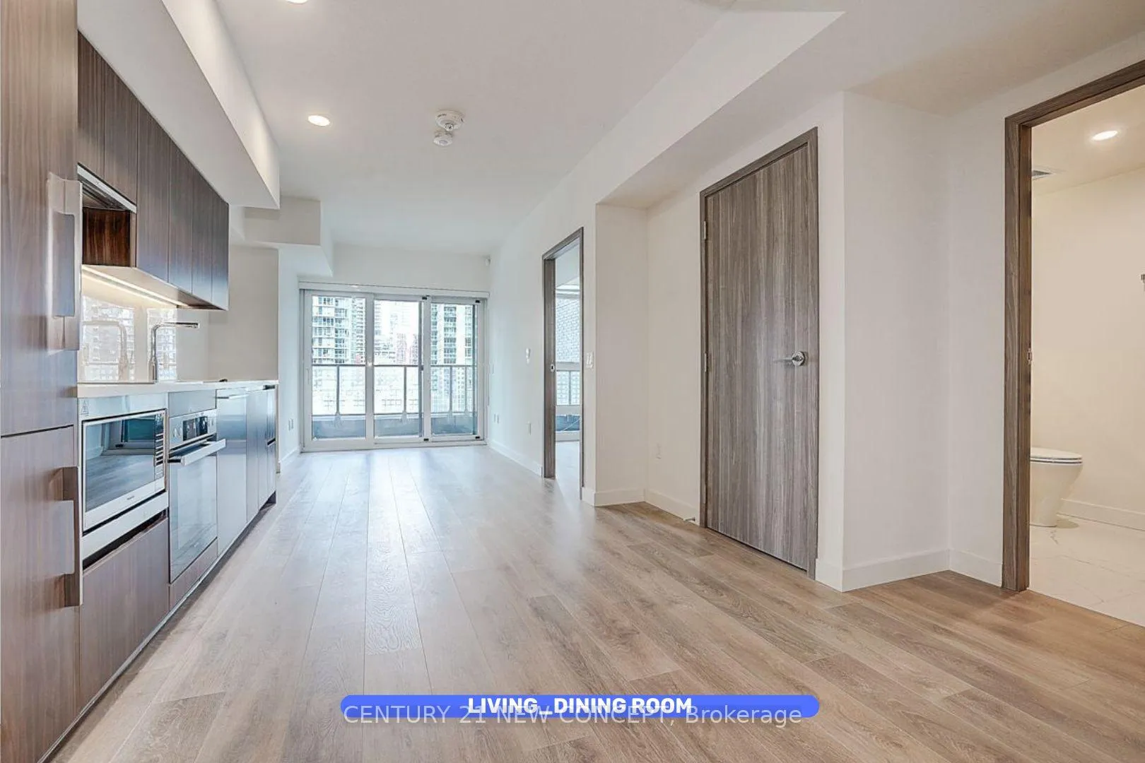 Photo 19 of Unit 936, 1 Concord Cityplace Way, Toronto, Waterfront Communities — HOMEH