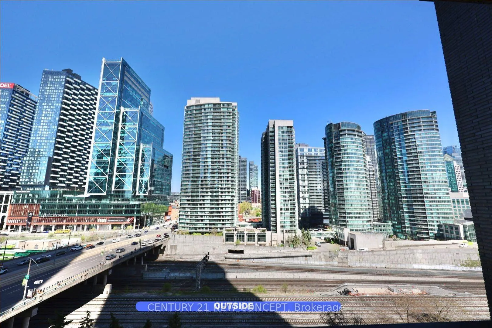 Photo 21 of Unit 936, 1 Concord Cityplace Way, Toronto, Waterfront Communities — HOMEH