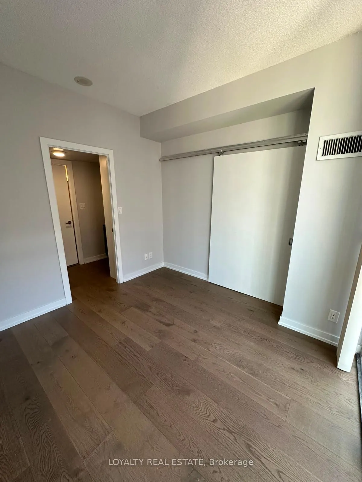 Photo 14 of Unit 1206, 126 Simcoe Street, Toronto, Waterfront Communities — HOMEH