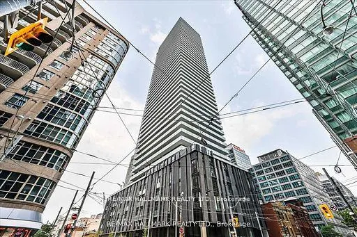 Front of Unit 1509, 25 Richmond Street E