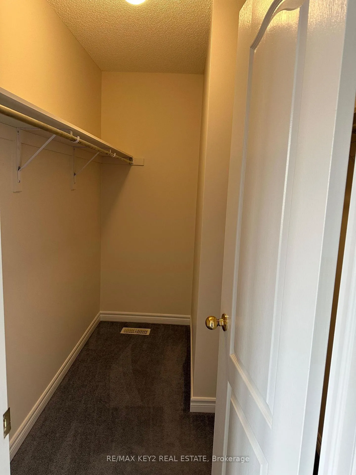 Photo 12 of 1623 Winville Road, Pickering, Duffin Heights — HOMEH