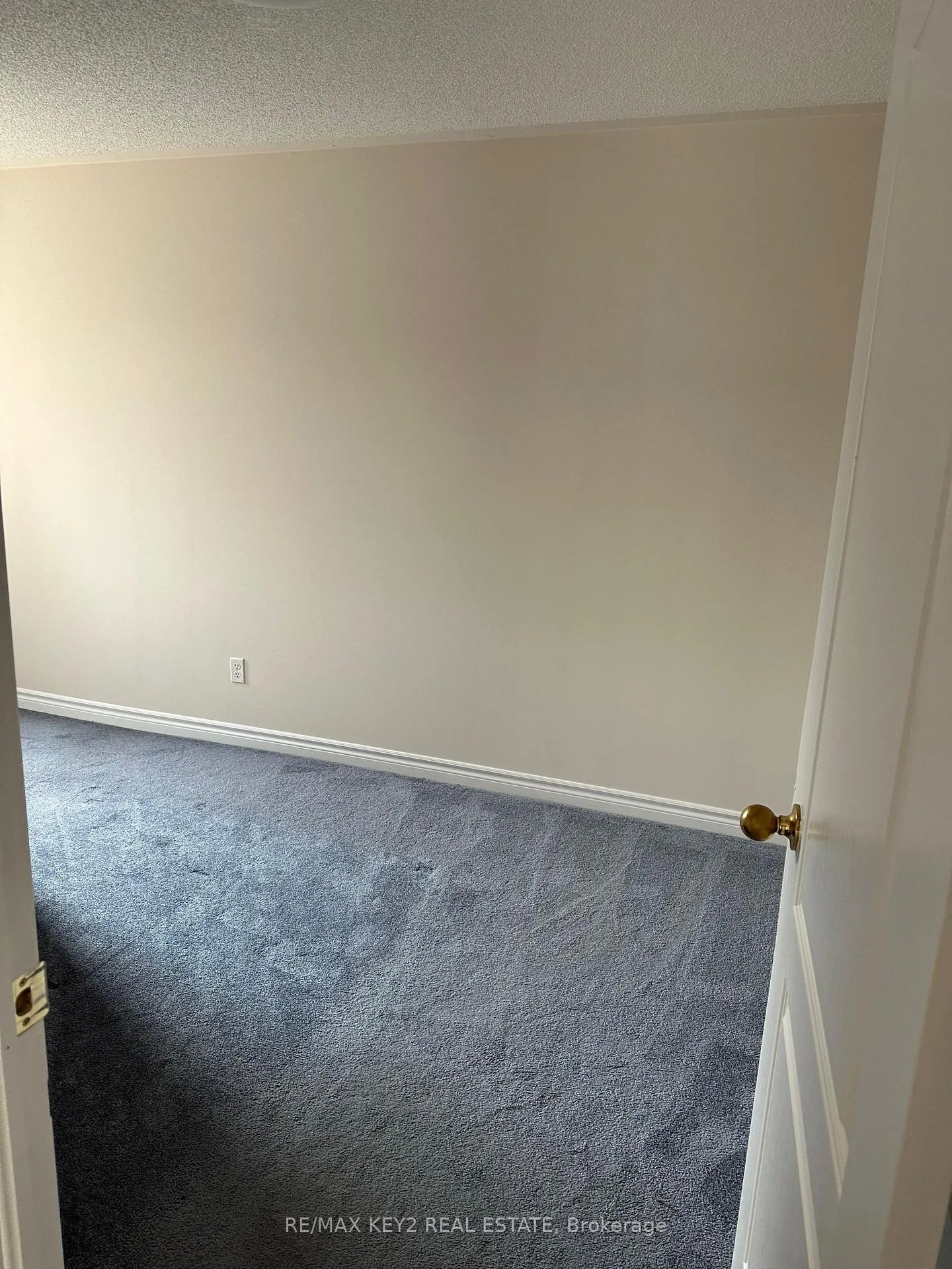 Photo 17 of 1623 Winville Road, Pickering, Duffin Heights — HOMEH