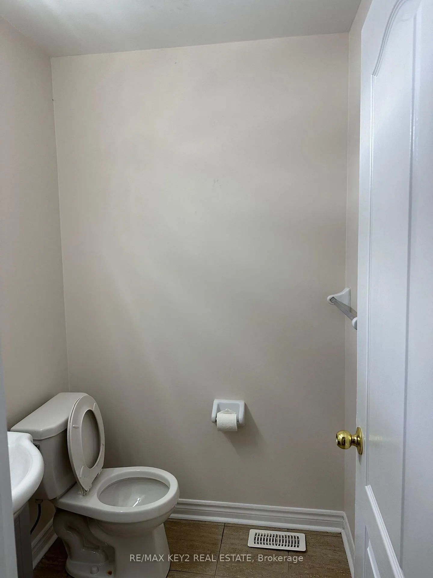 Photo 20 of 1623 Winville Road, Pickering, Duffin Heights — HOMEH