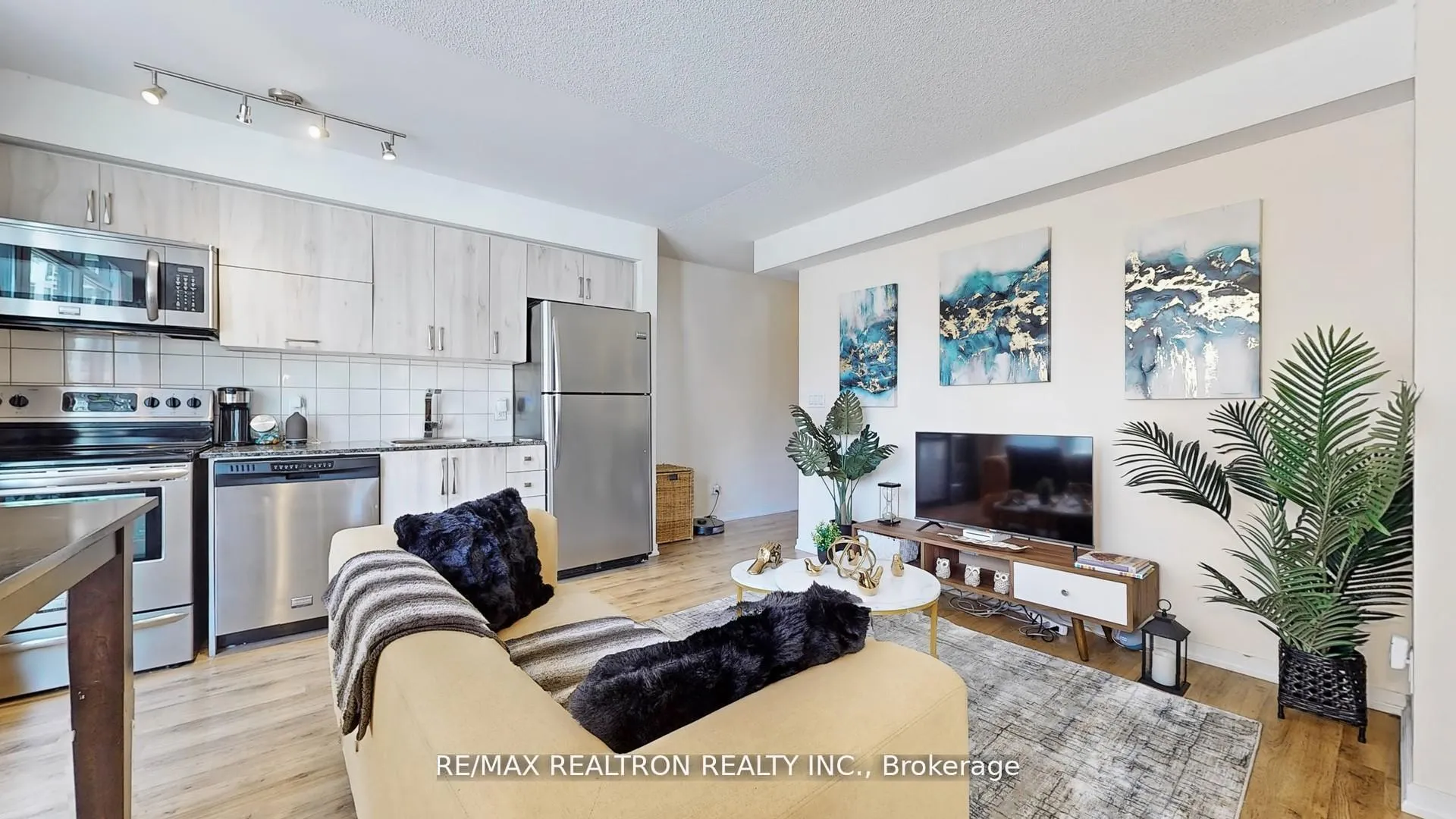 Photo 30 of Unit #202, 20 Joe Shuster Way, Toronto, South Parkdale — HOMEH