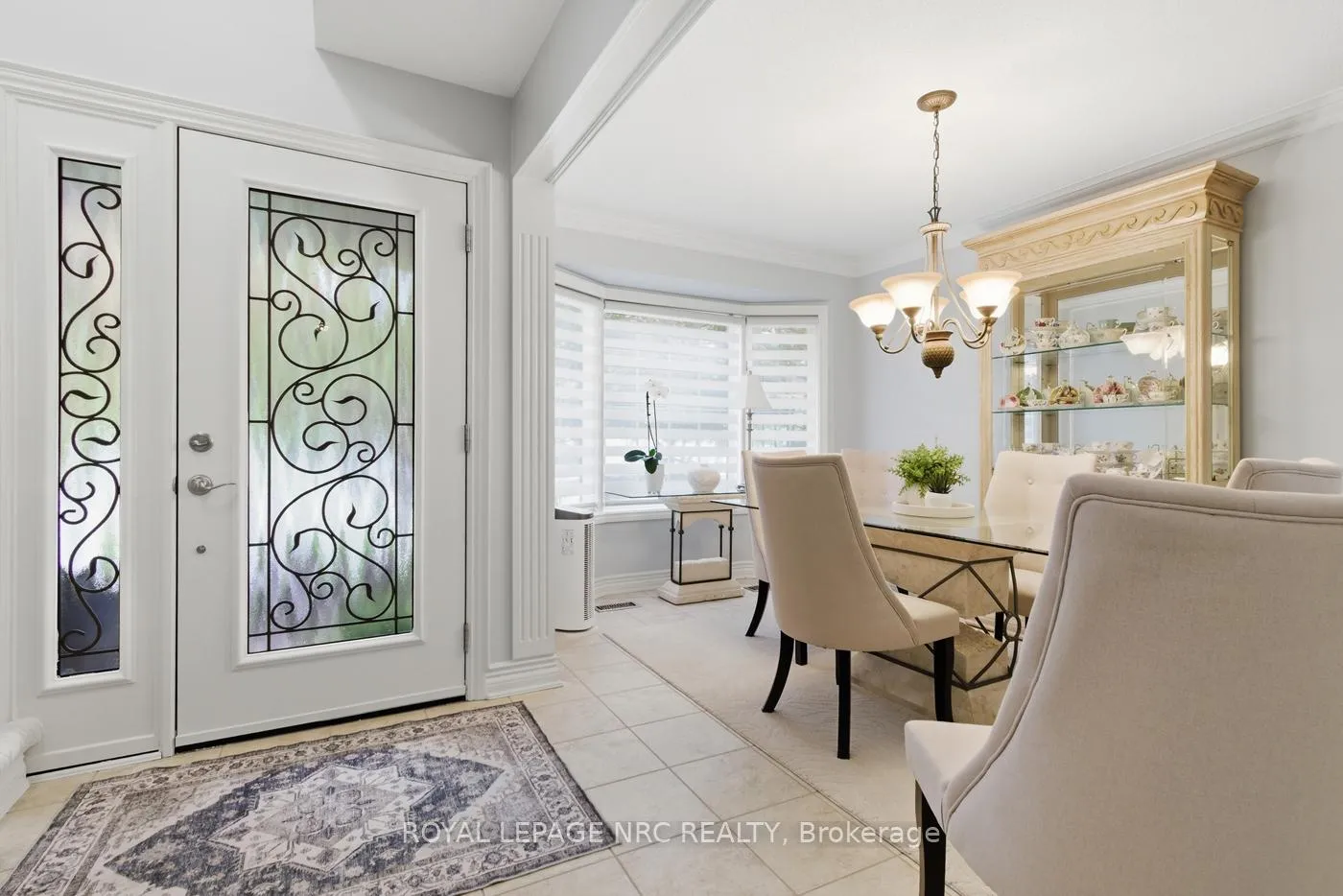Photo 11 of 15 Brigantine Court, St. Catharines, Port Weller — HOMEH