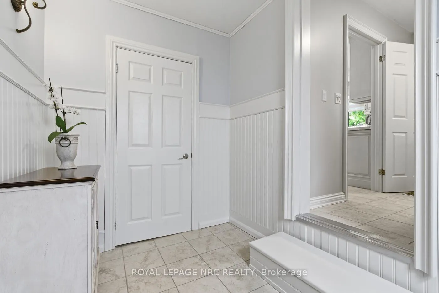 Photo 34 of 15 Brigantine Court, St. Catharines, Port Weller — HOMEH