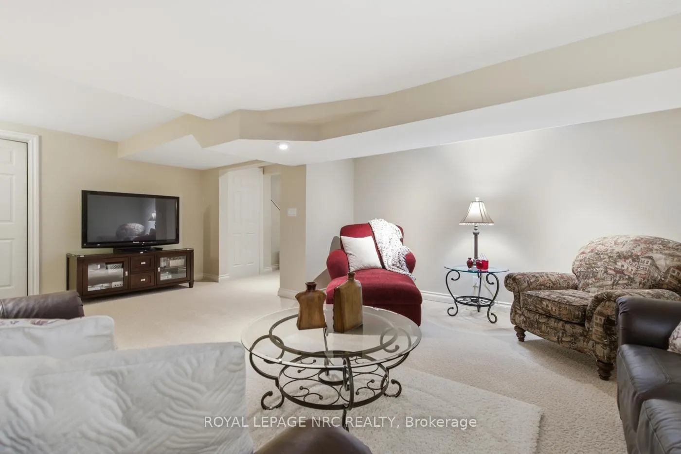 Photo 46 of 15 Brigantine Court, St. Catharines, Port Weller — HOMEH