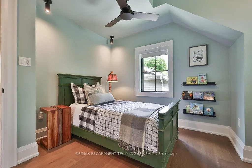 Photo 30 of 211 Ascot Place, Burlington, LaSalle — HOMEH